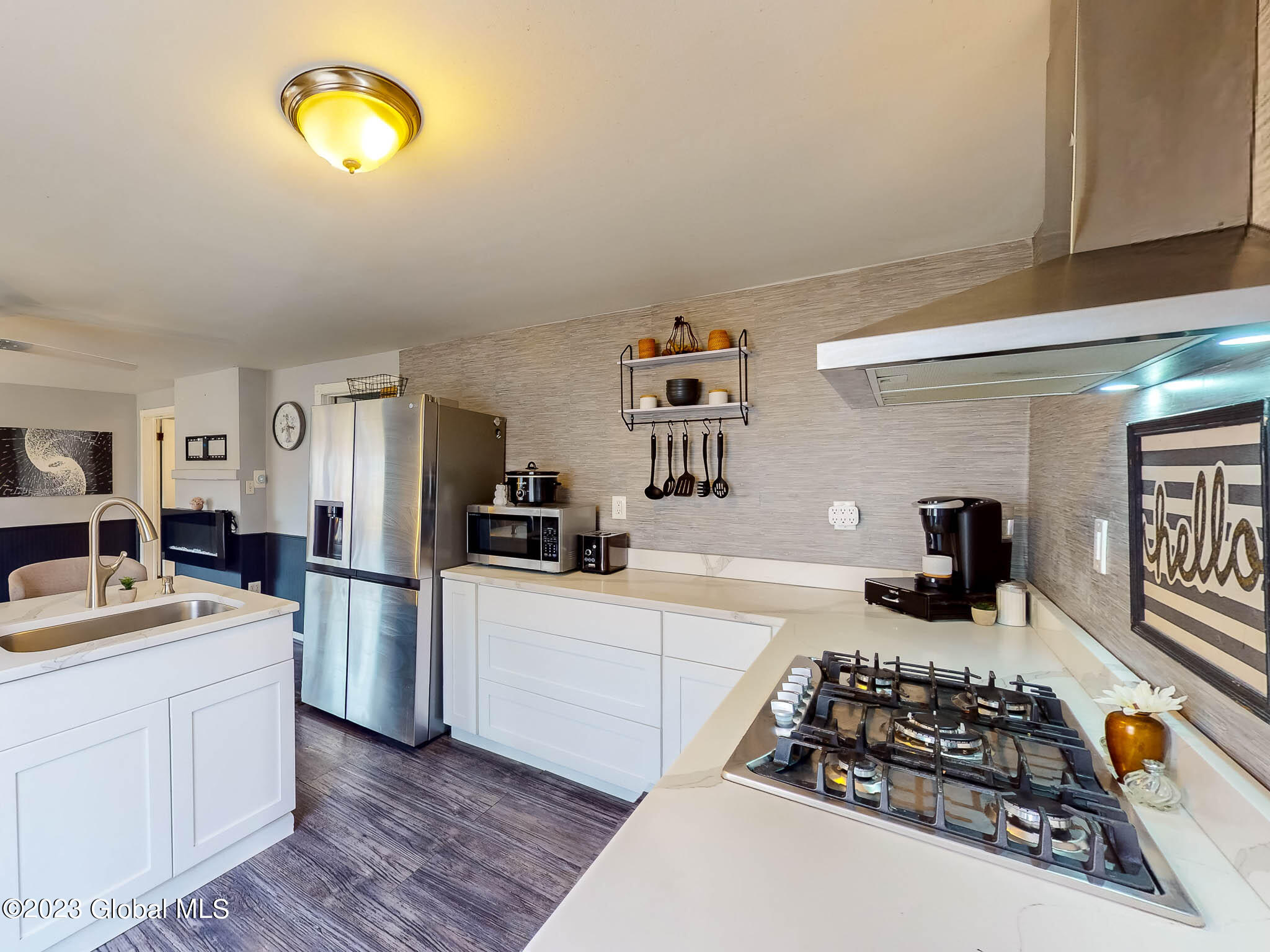 39 Campbell Avenue