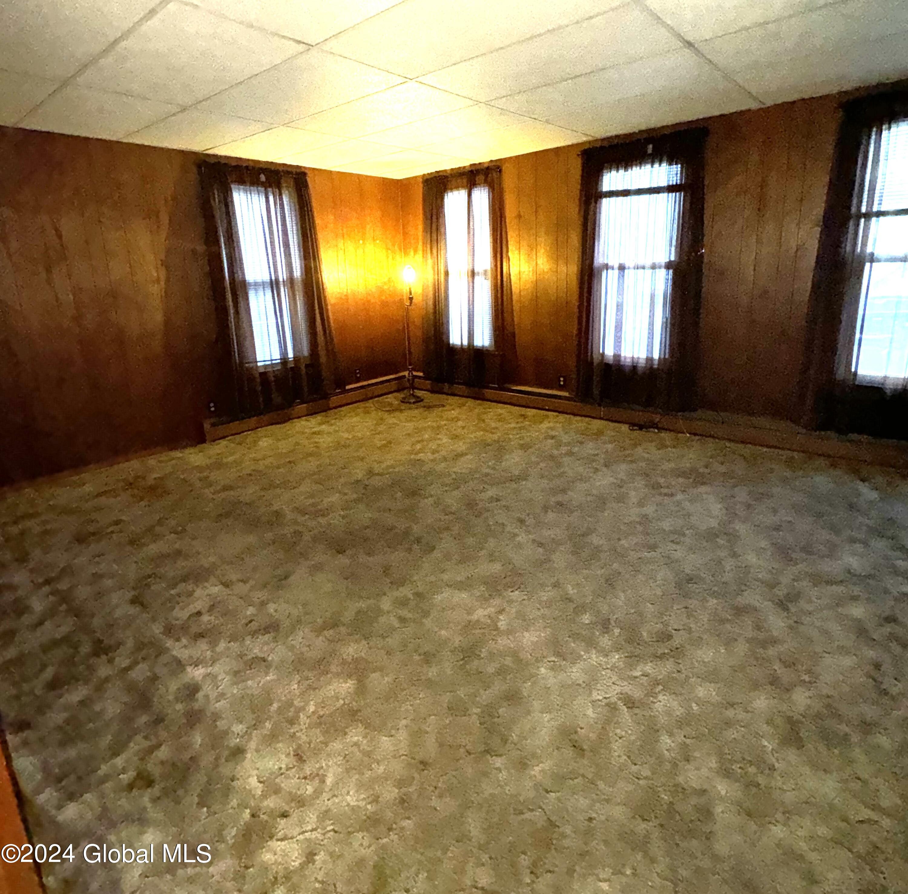 41 Pulver Avenue