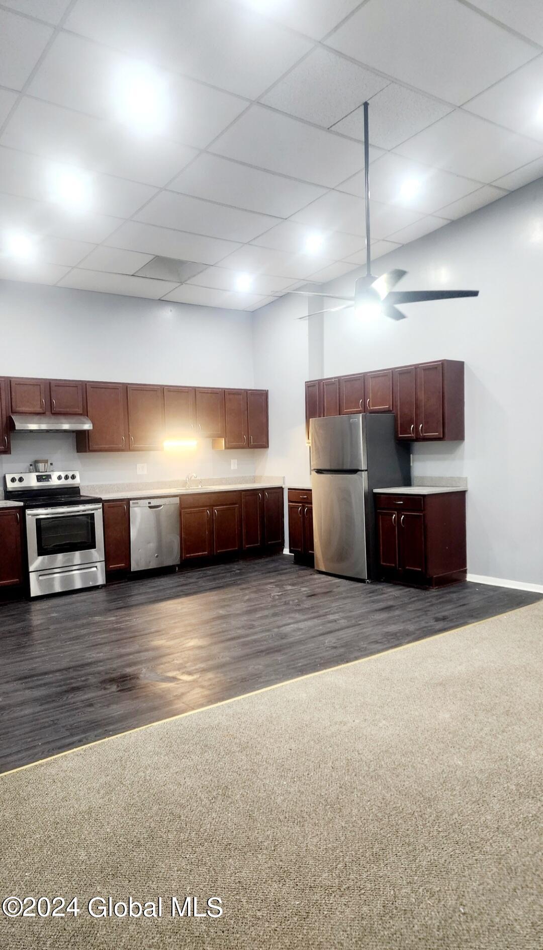 11 Elm Street, Apt 3