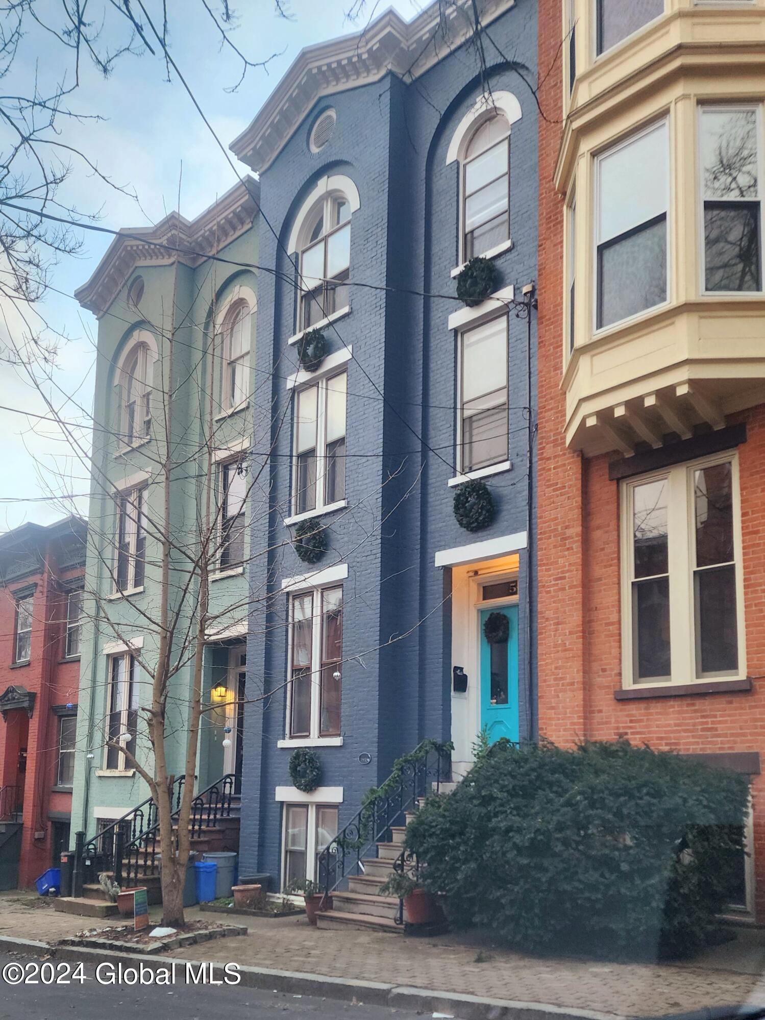 11 Elm Street, Apt 2
