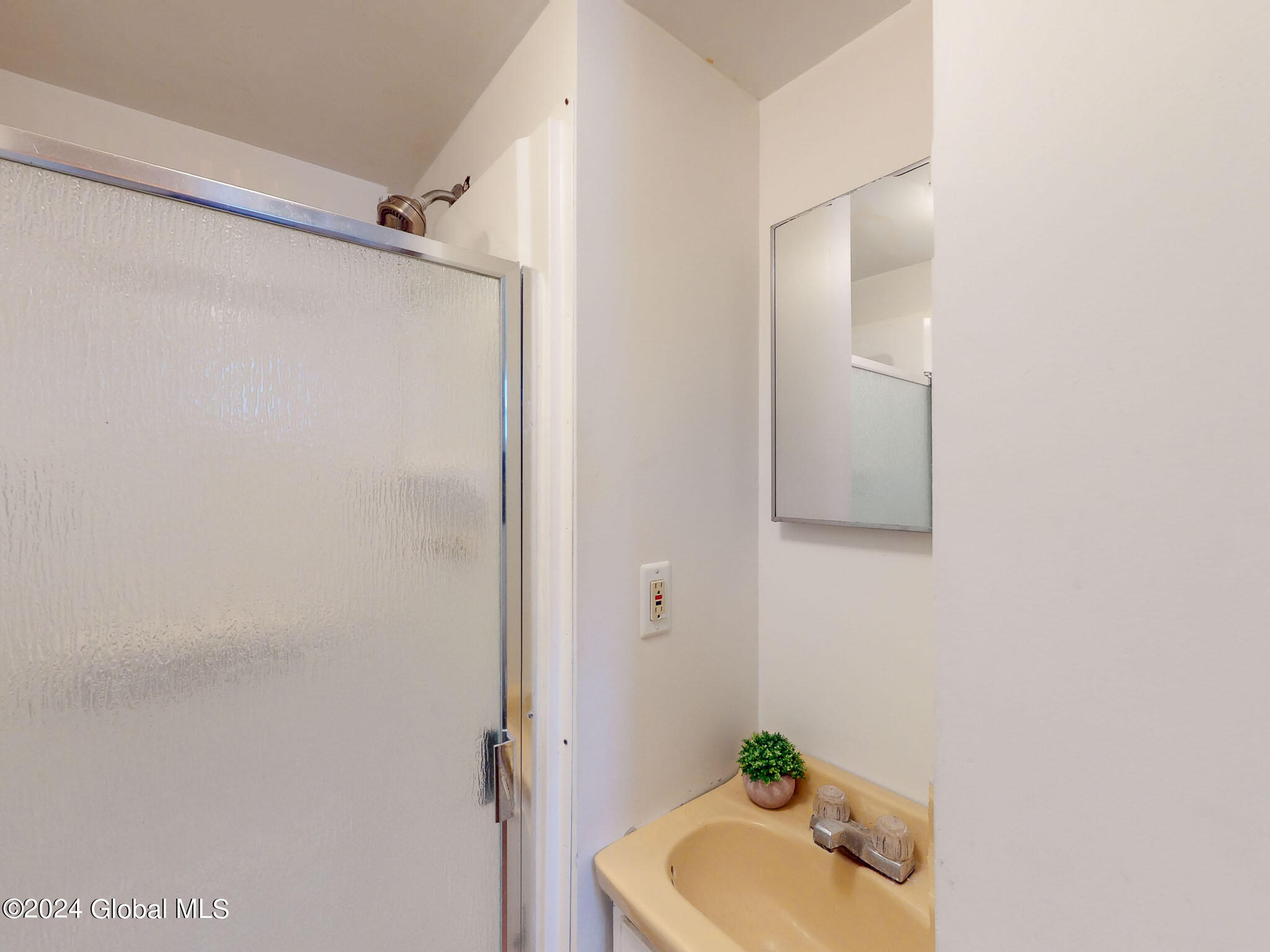 34 112th Street