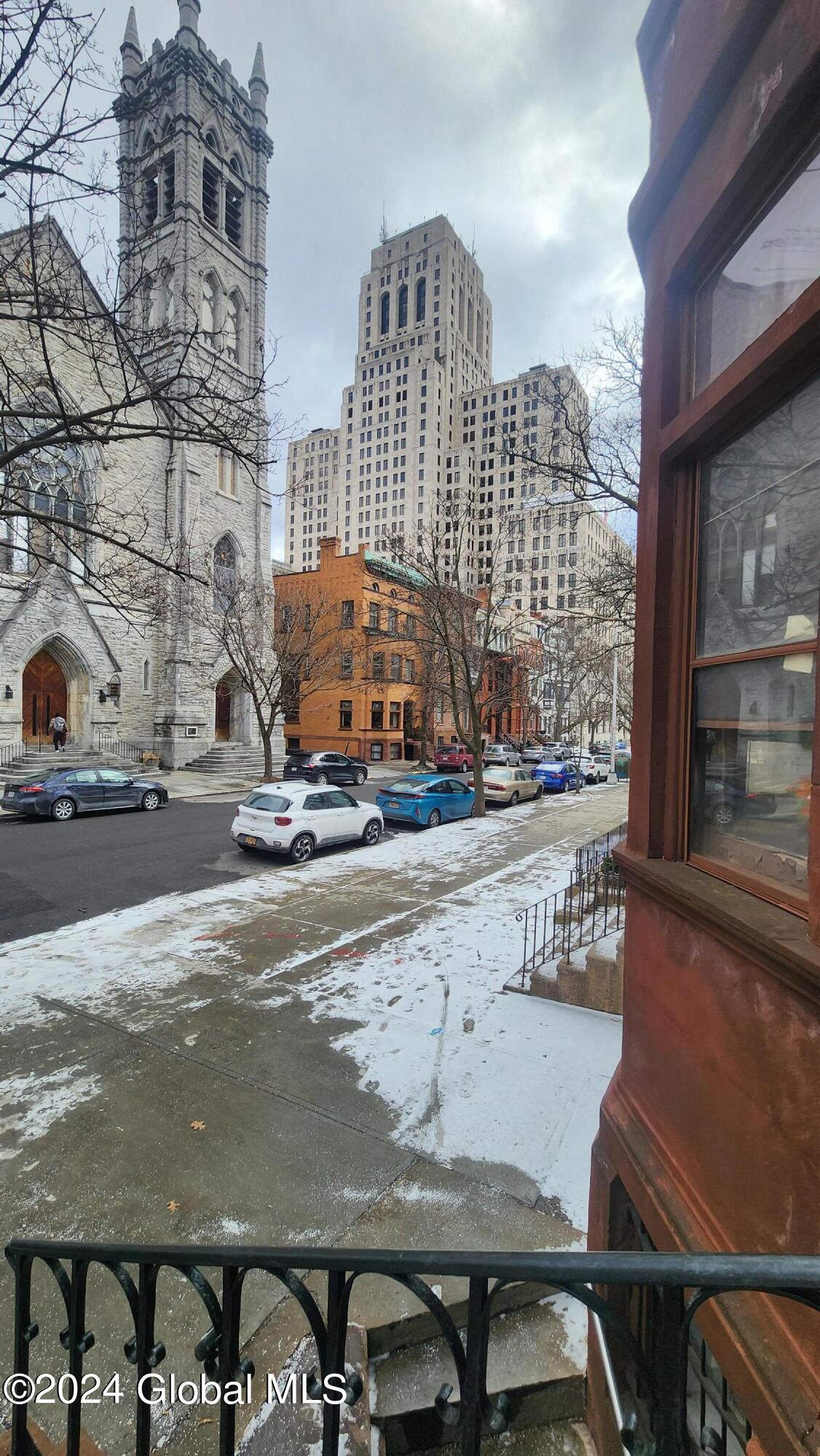 276 State Street, B