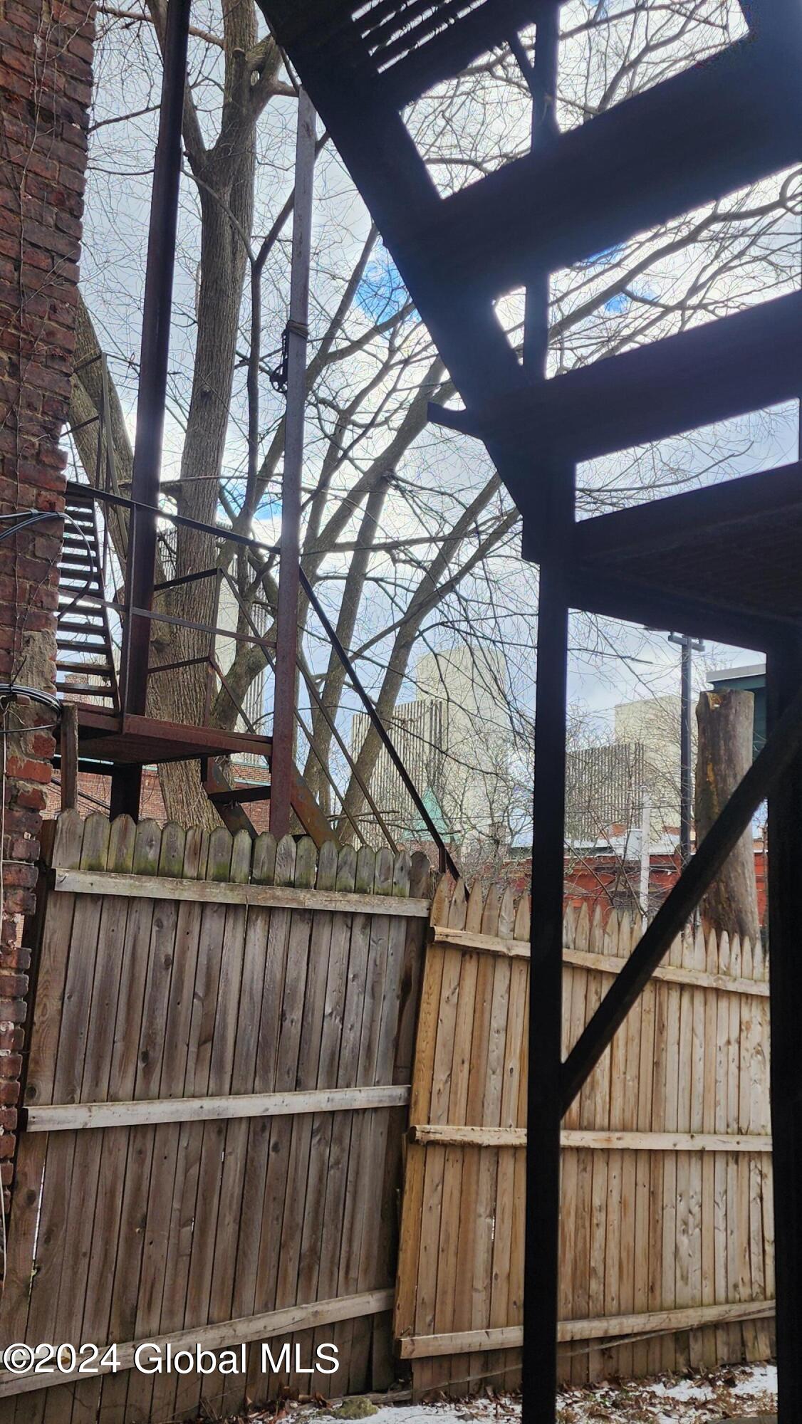 276 State Street, B