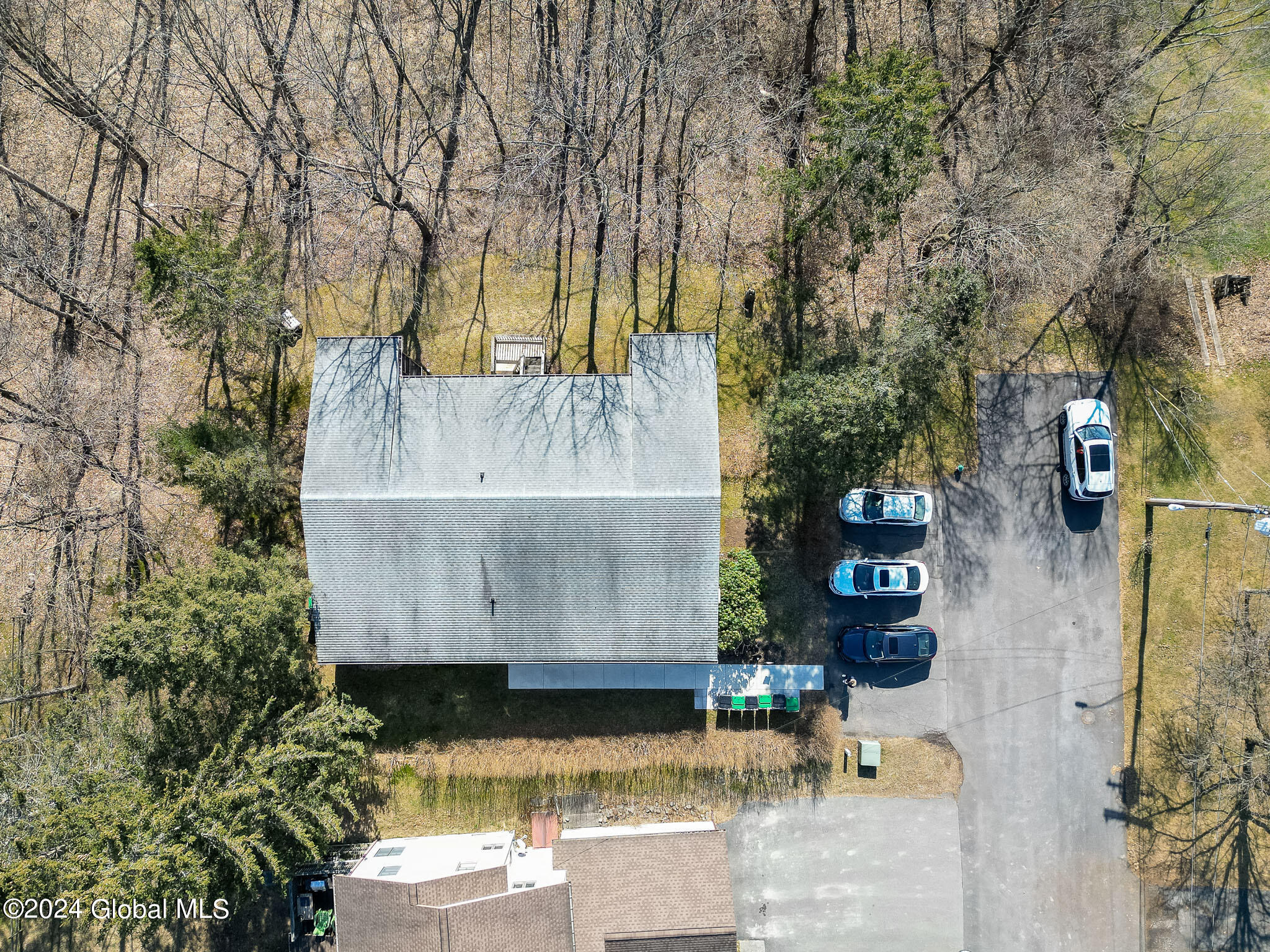 10 Edgewood Terrace, Castleton-on-Hudson