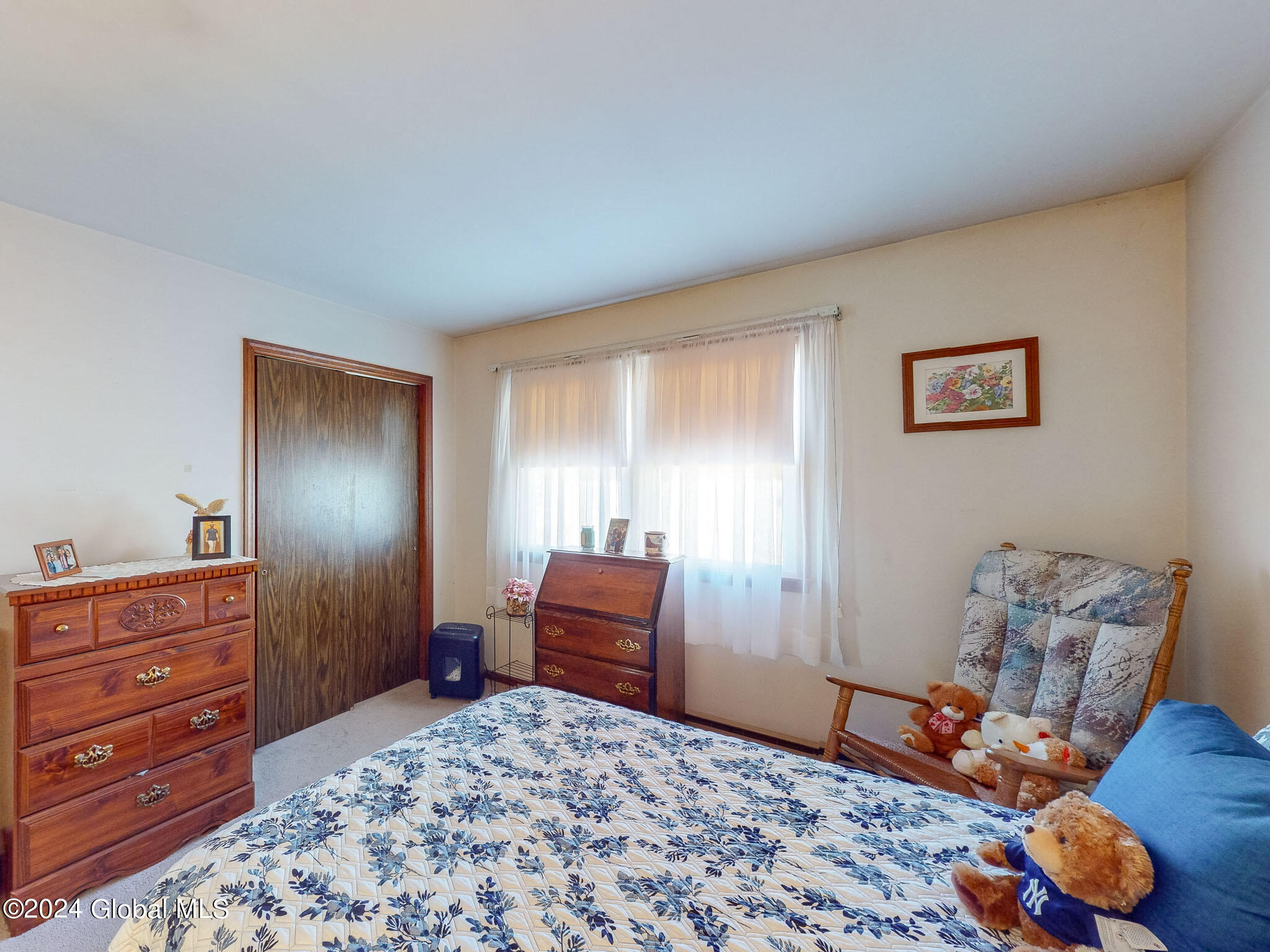 10 Edgewood Terrace, Castleton-on-Hudson