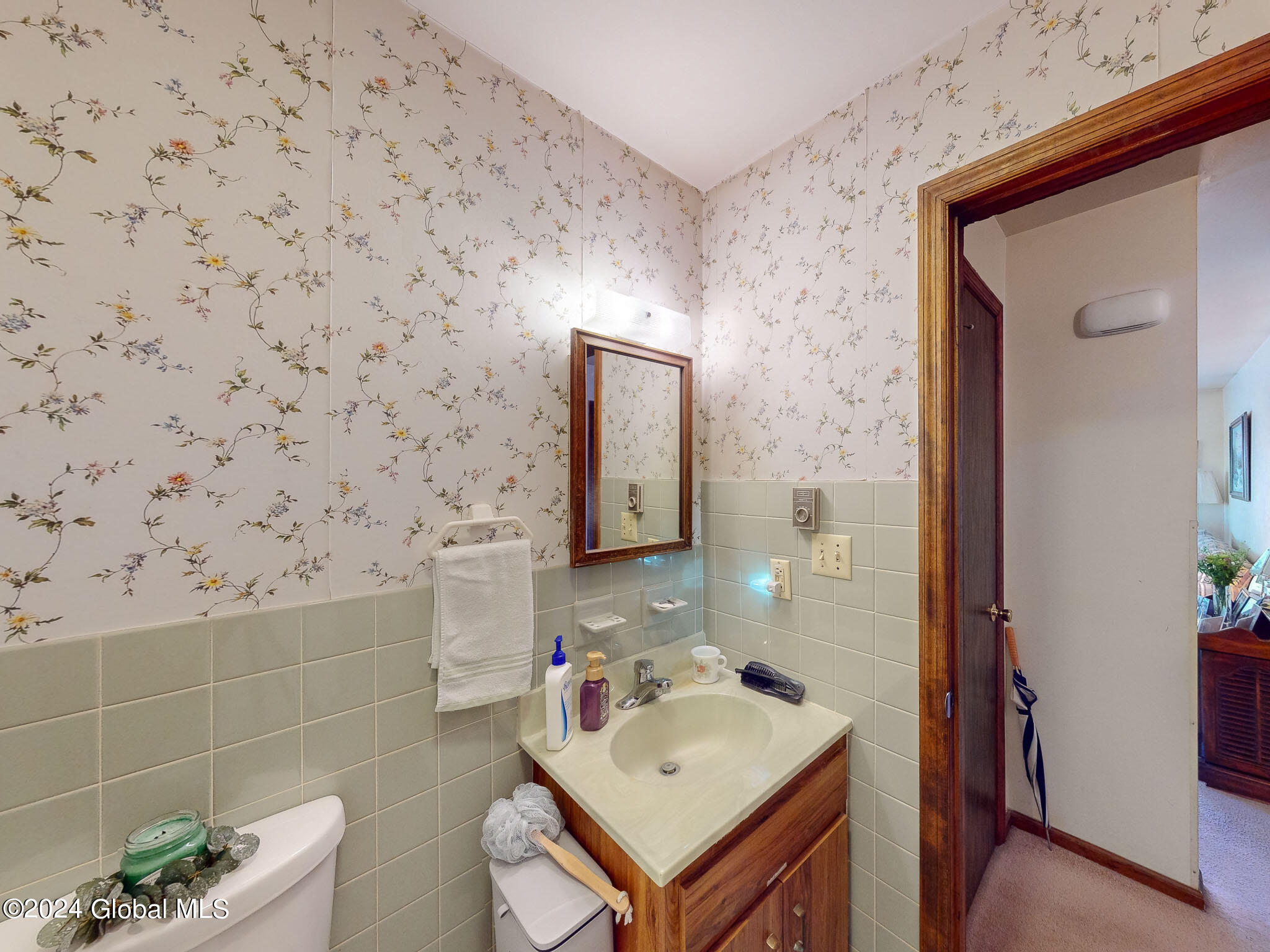 10 Edgewood Terrace, Castleton-on-Hudson