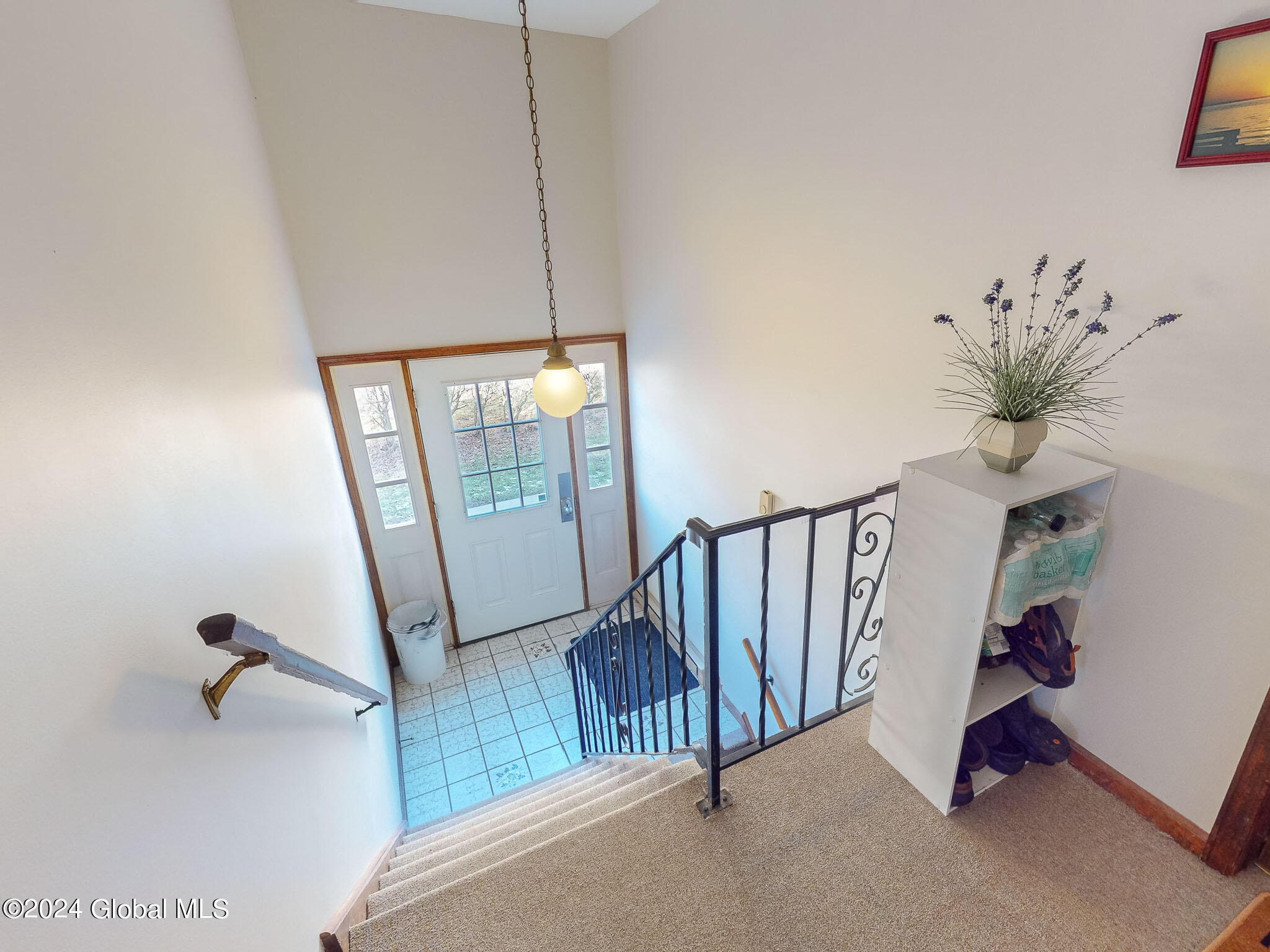 10 Edgewood Terrace, Castleton-on-Hudson