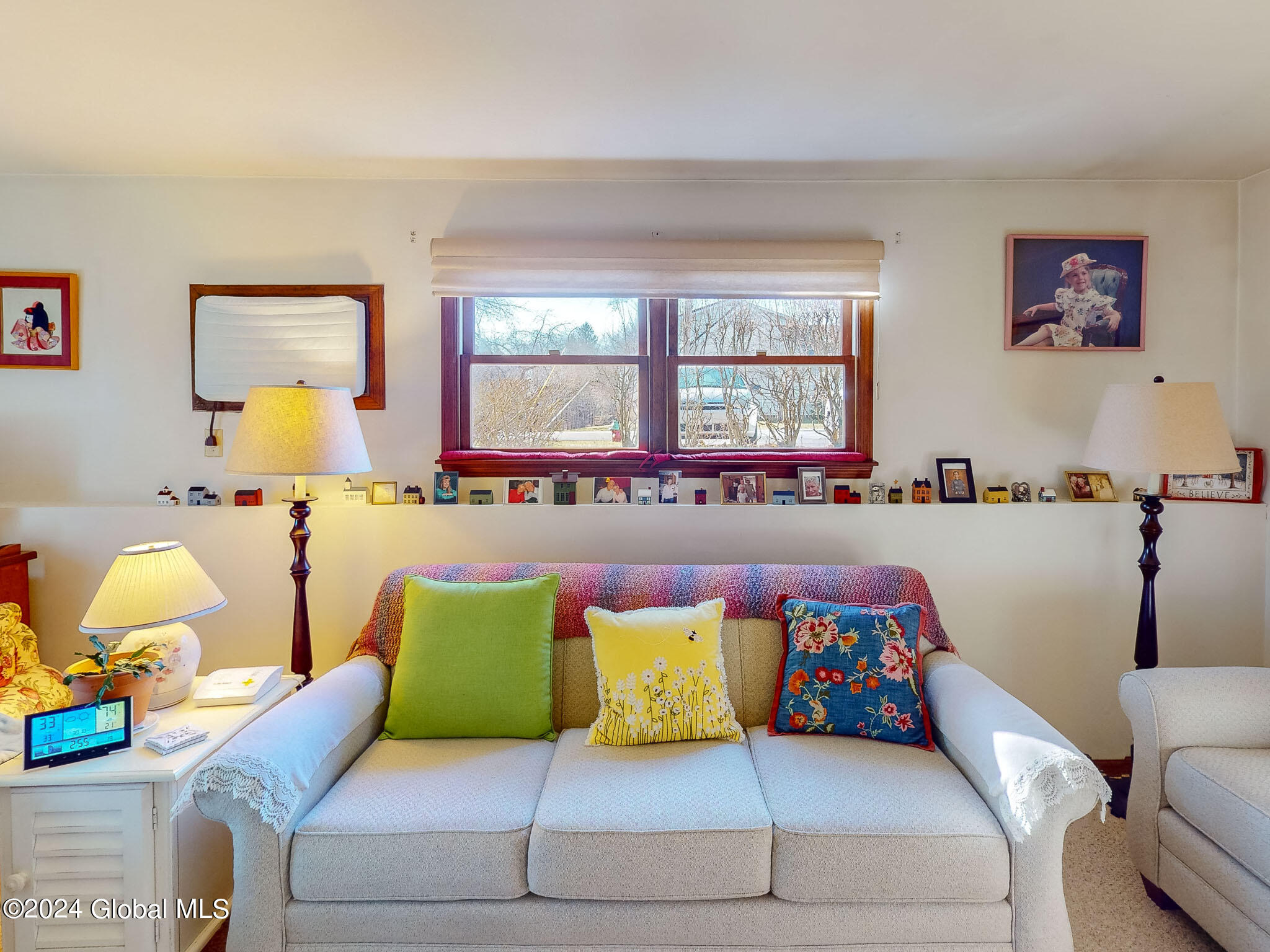 10 Edgewood Terrace, Castleton-on-Hudson