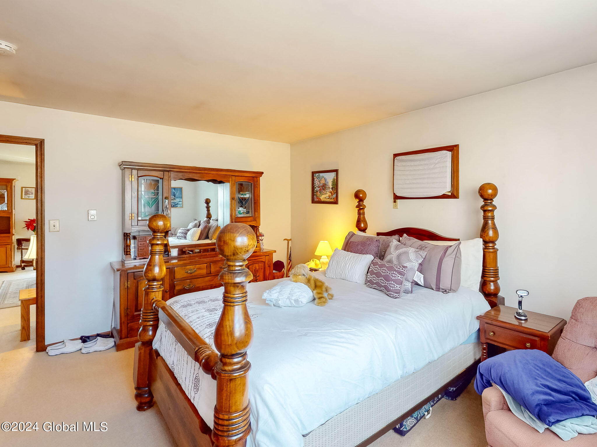 10 Edgewood Terrace, Castleton-on-Hudson