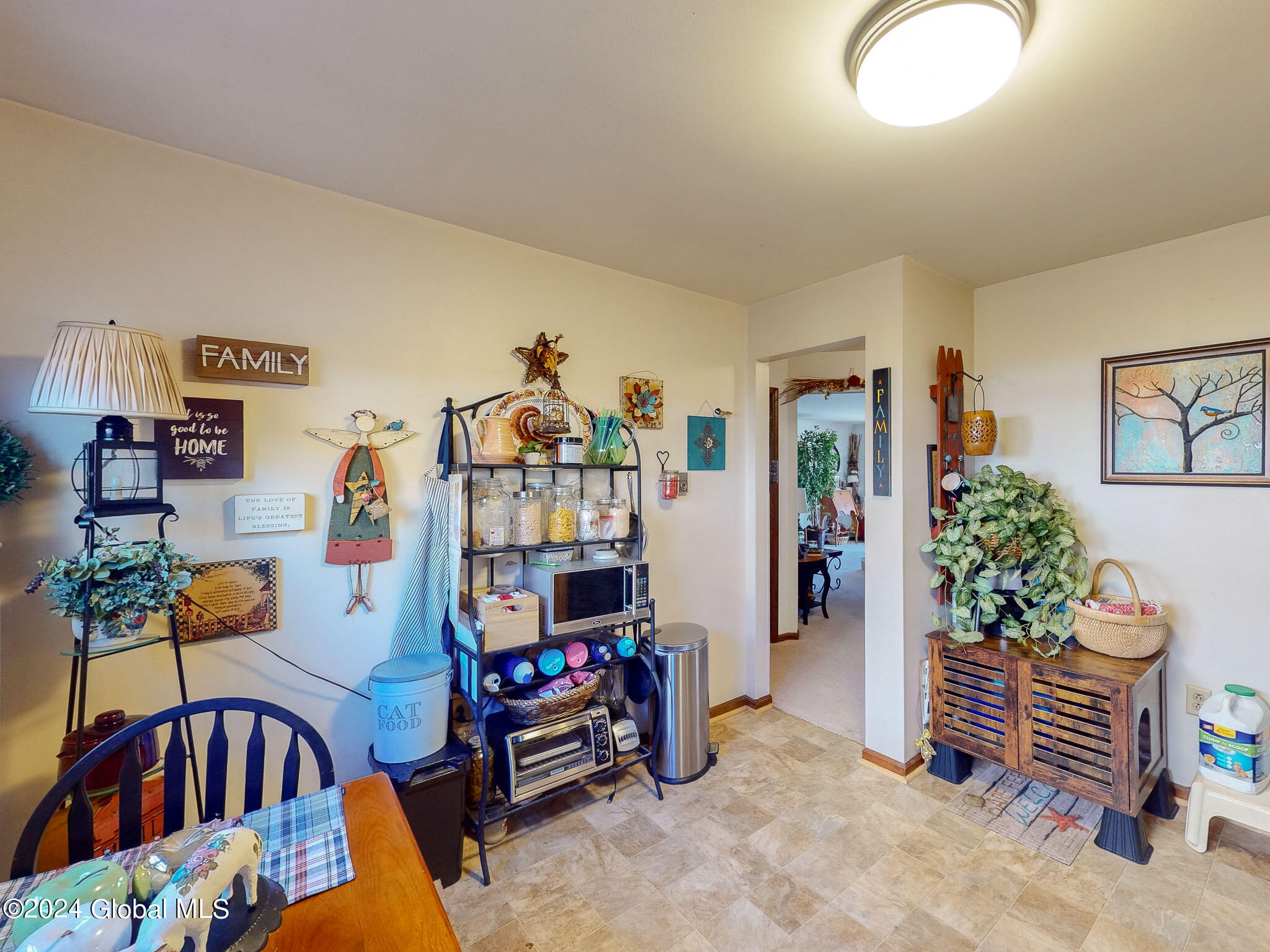 10 Edgewood Terrace, Castleton-on-Hudson