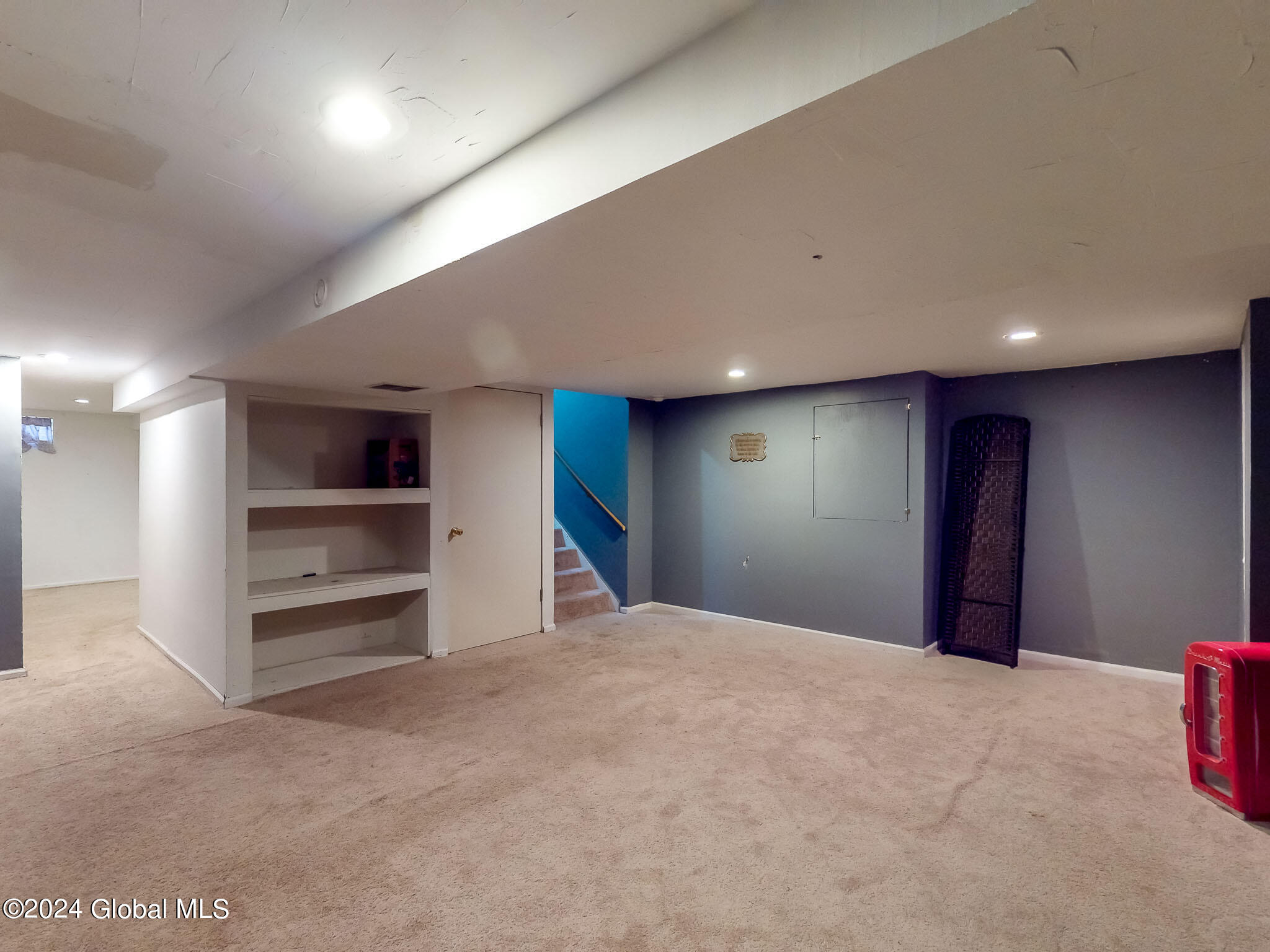 21 Cabot Way