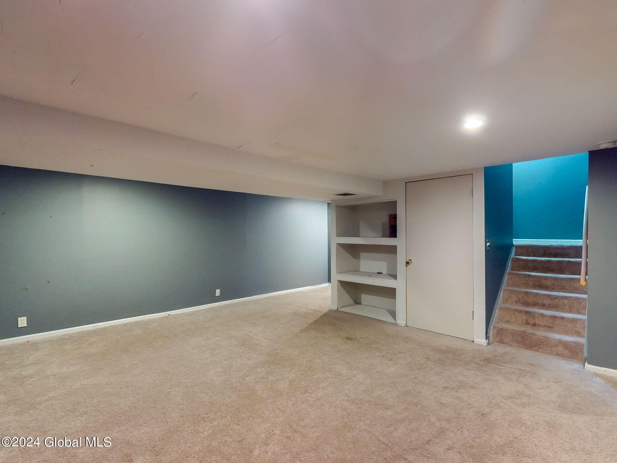21 Cabot Way