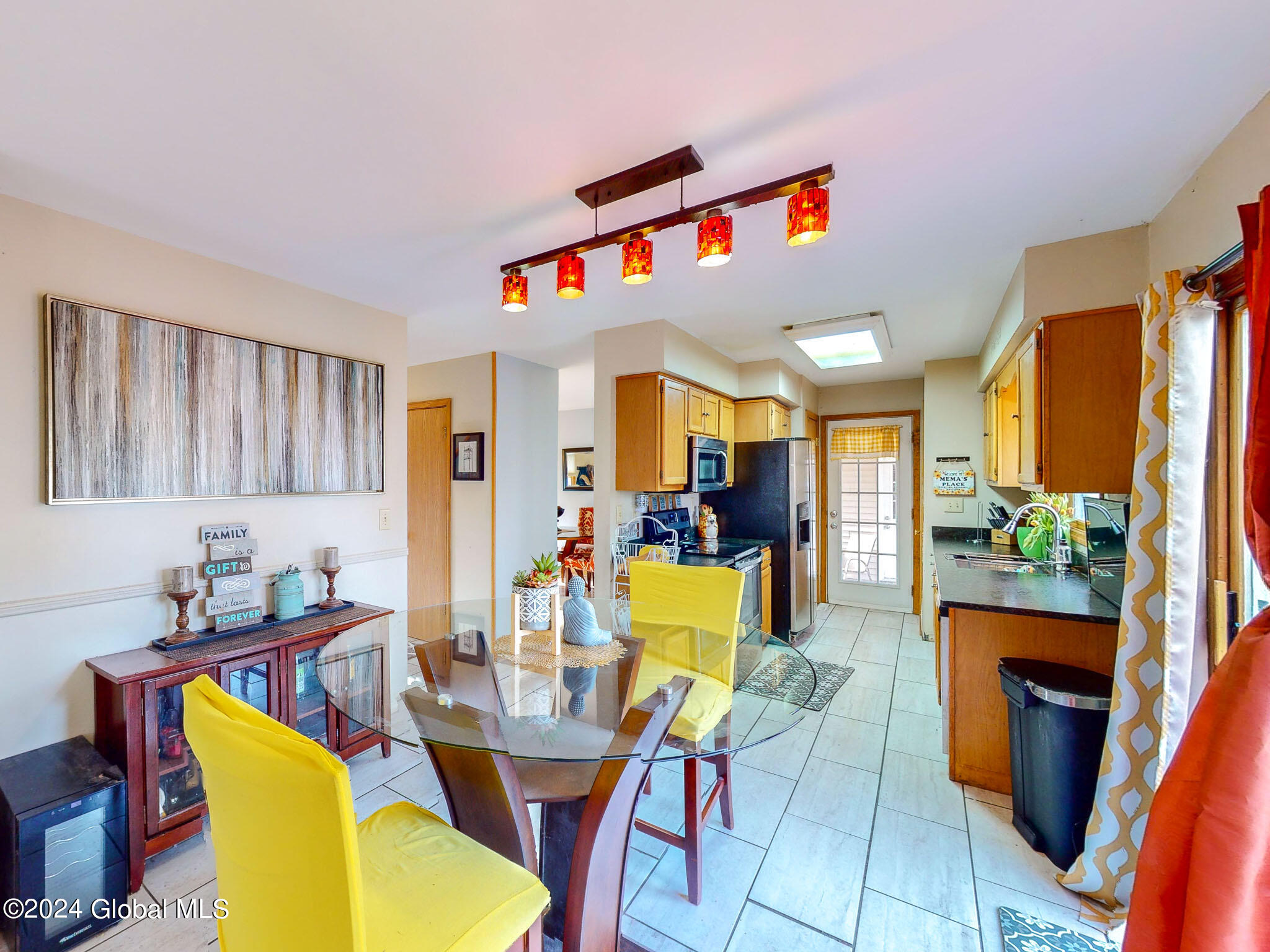 21 Cabot Way