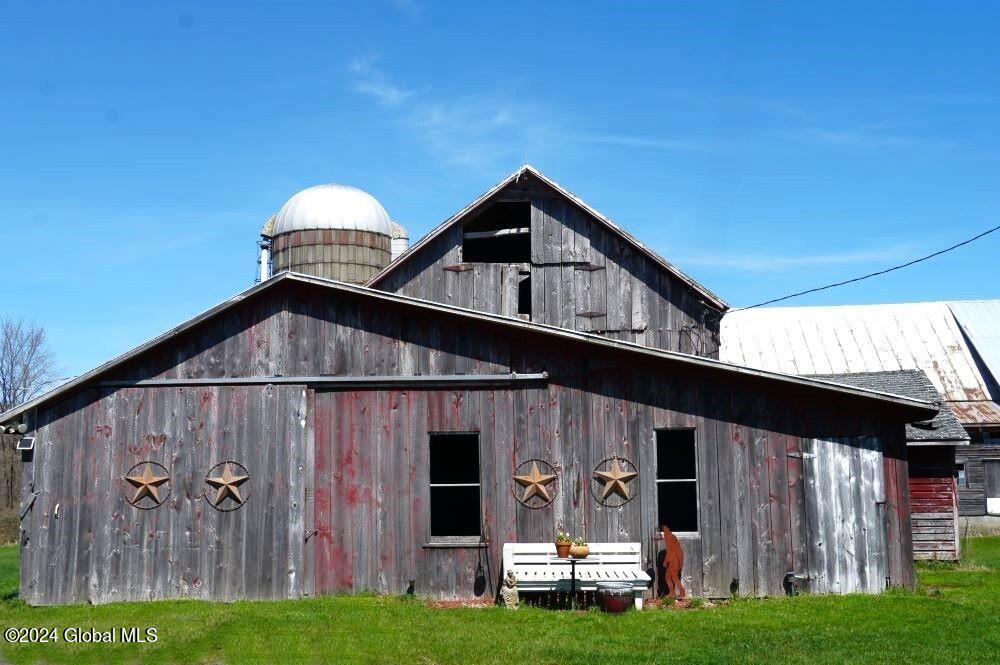882 County Route 402