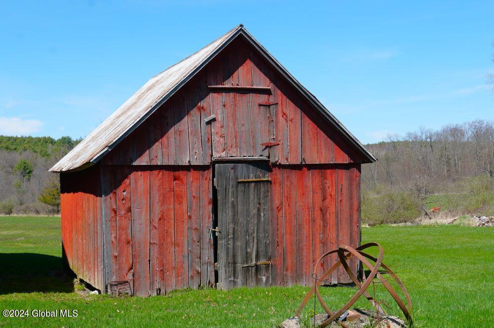 882 County Route 402