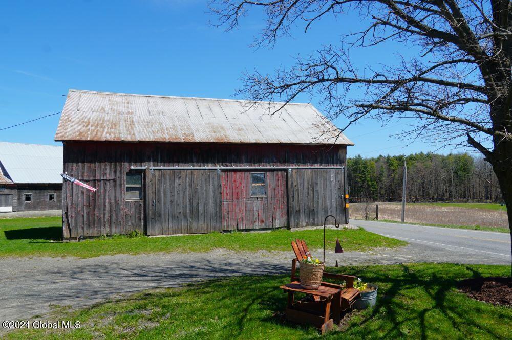 882 County Route 402