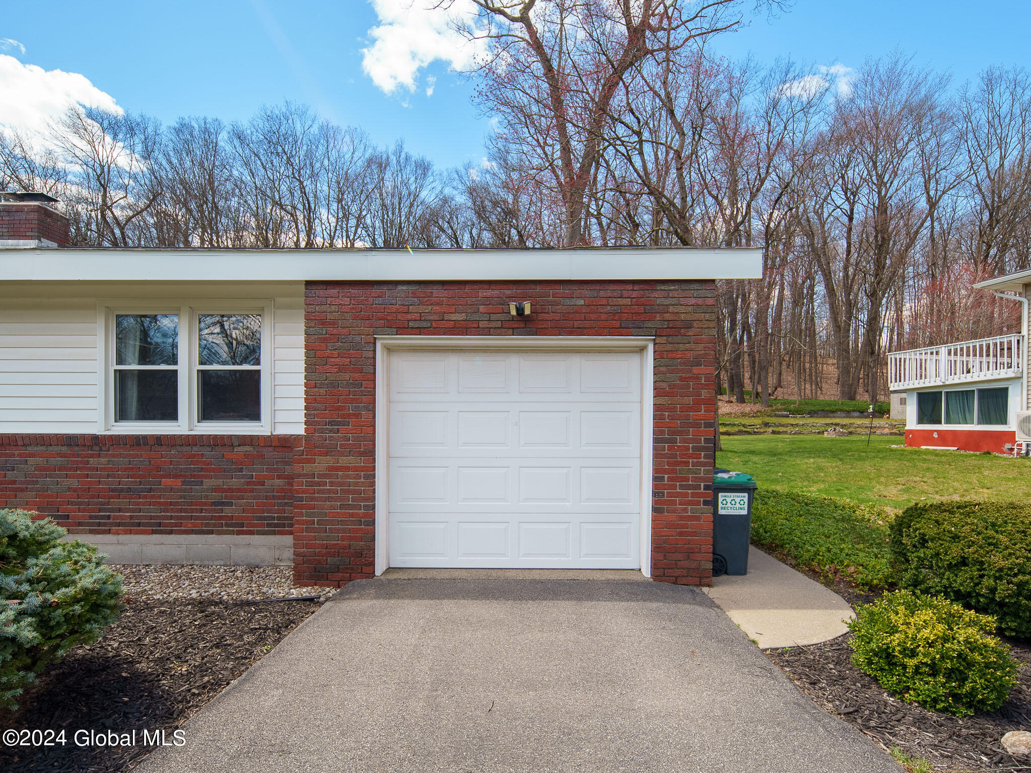 28 Denison Road