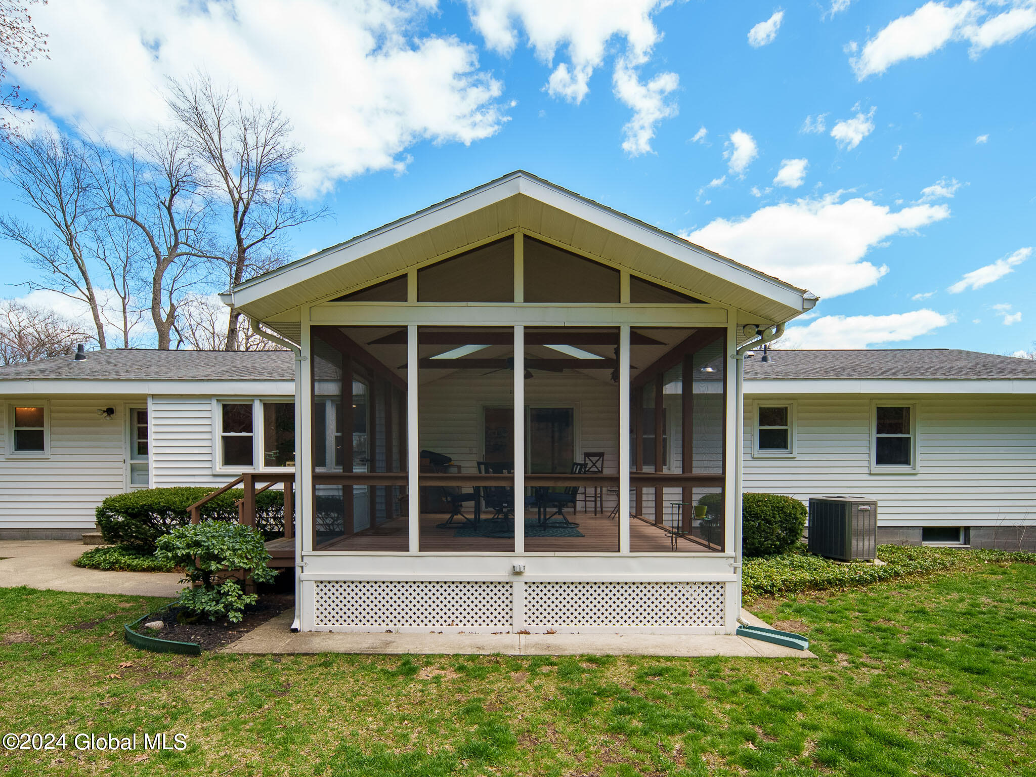 28 Denison Road