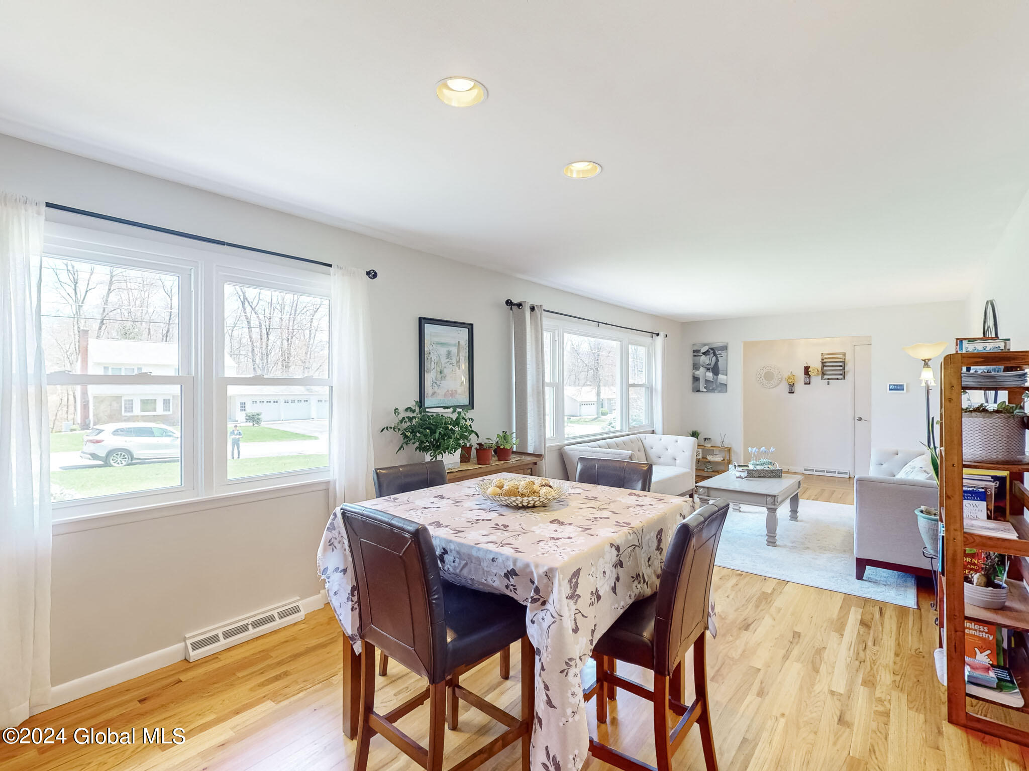 28 Denison Road