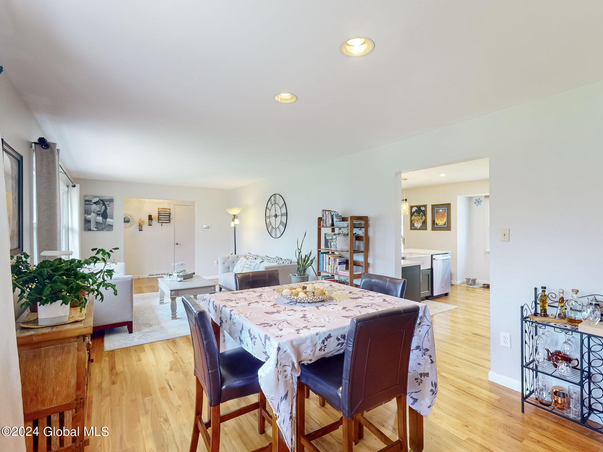 28 Denison Road
