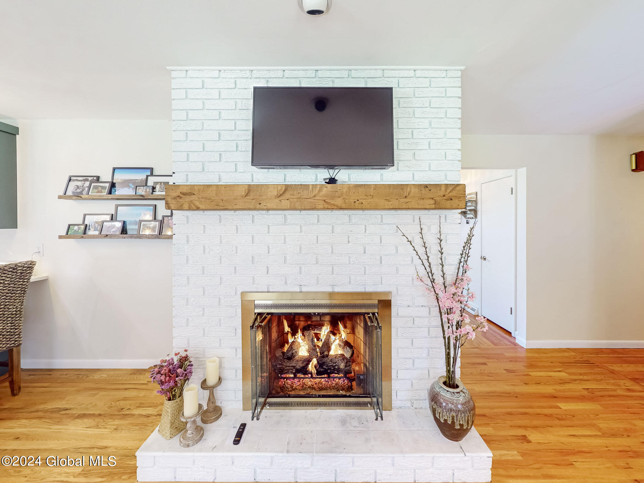 28 Denison Road