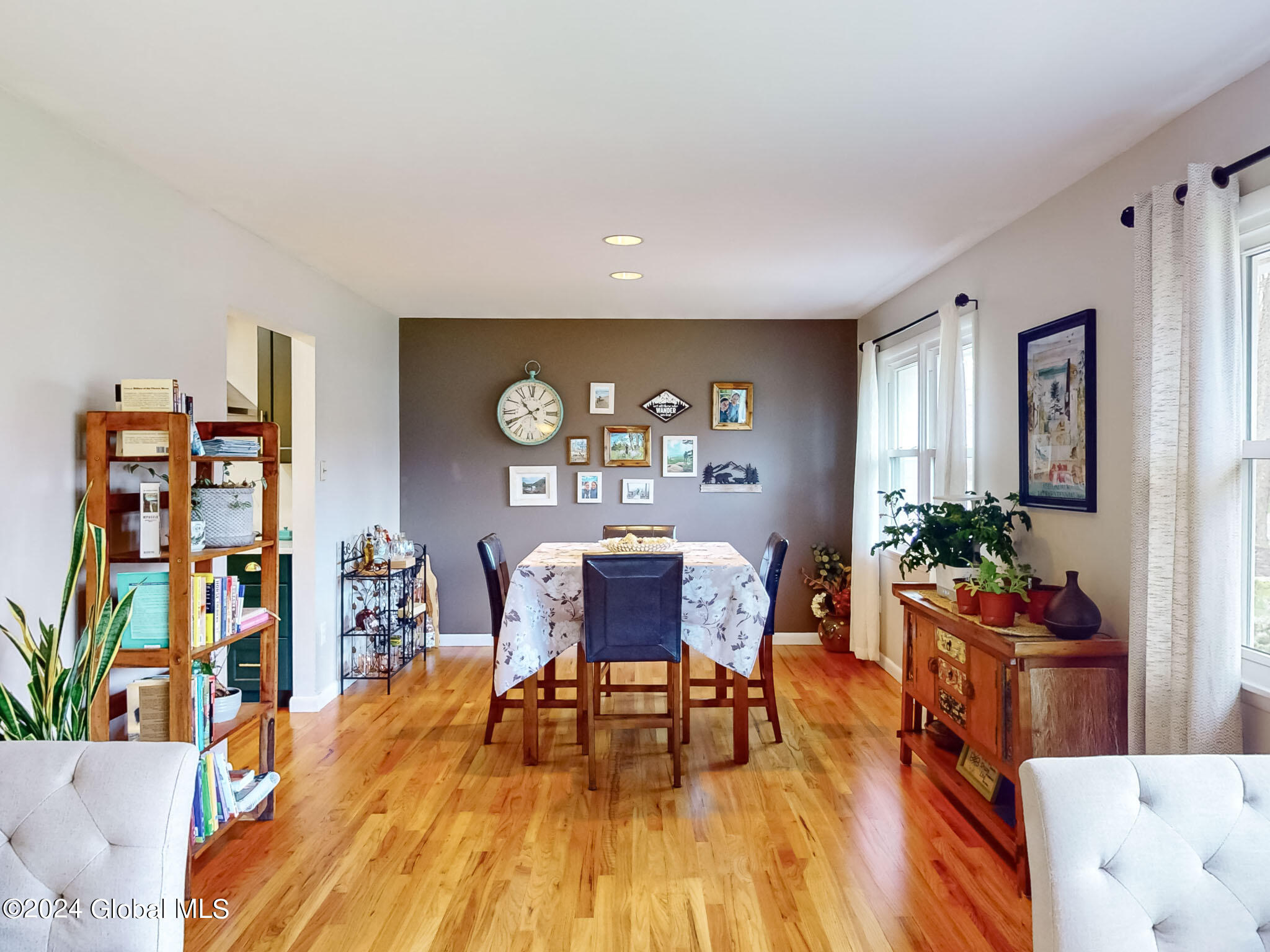 28 Denison Road