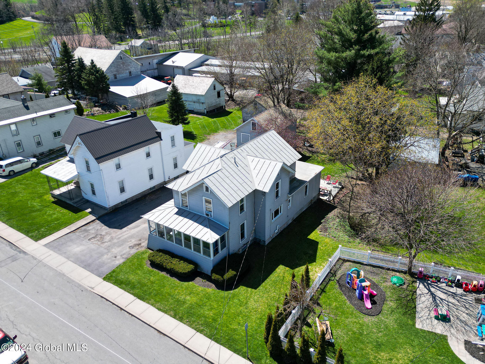 113 Rose Street