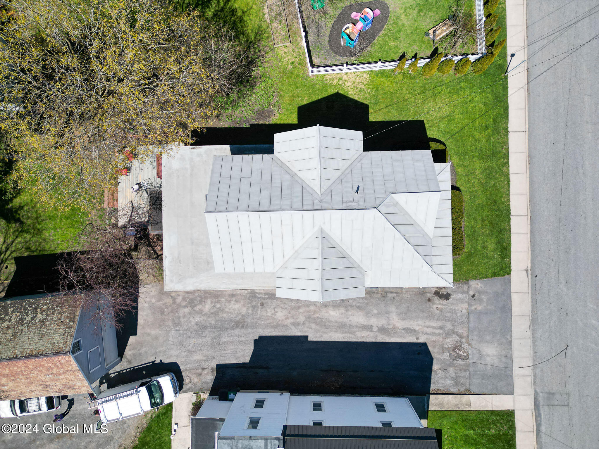 113 Rose Street