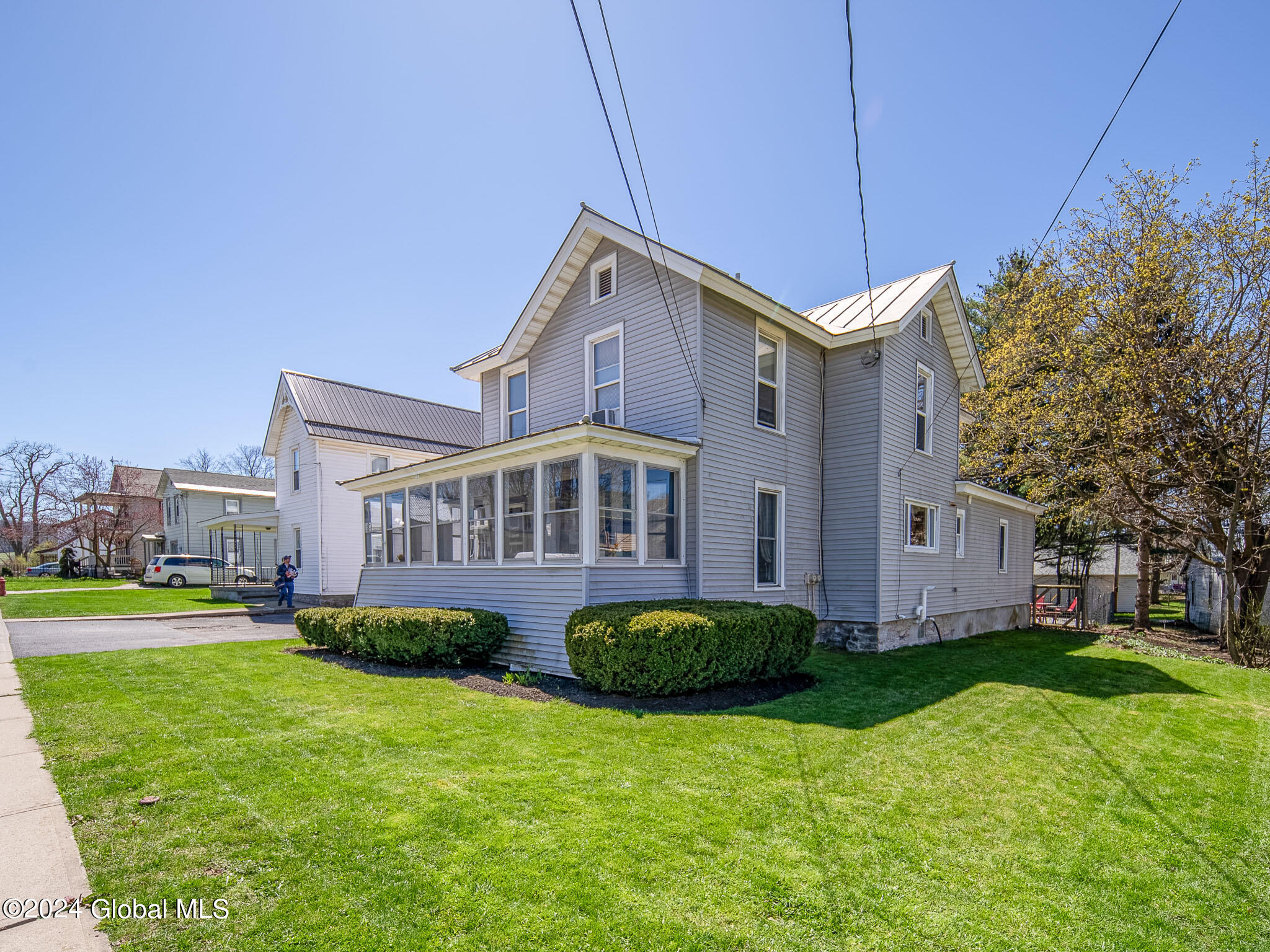 113 Rose Street