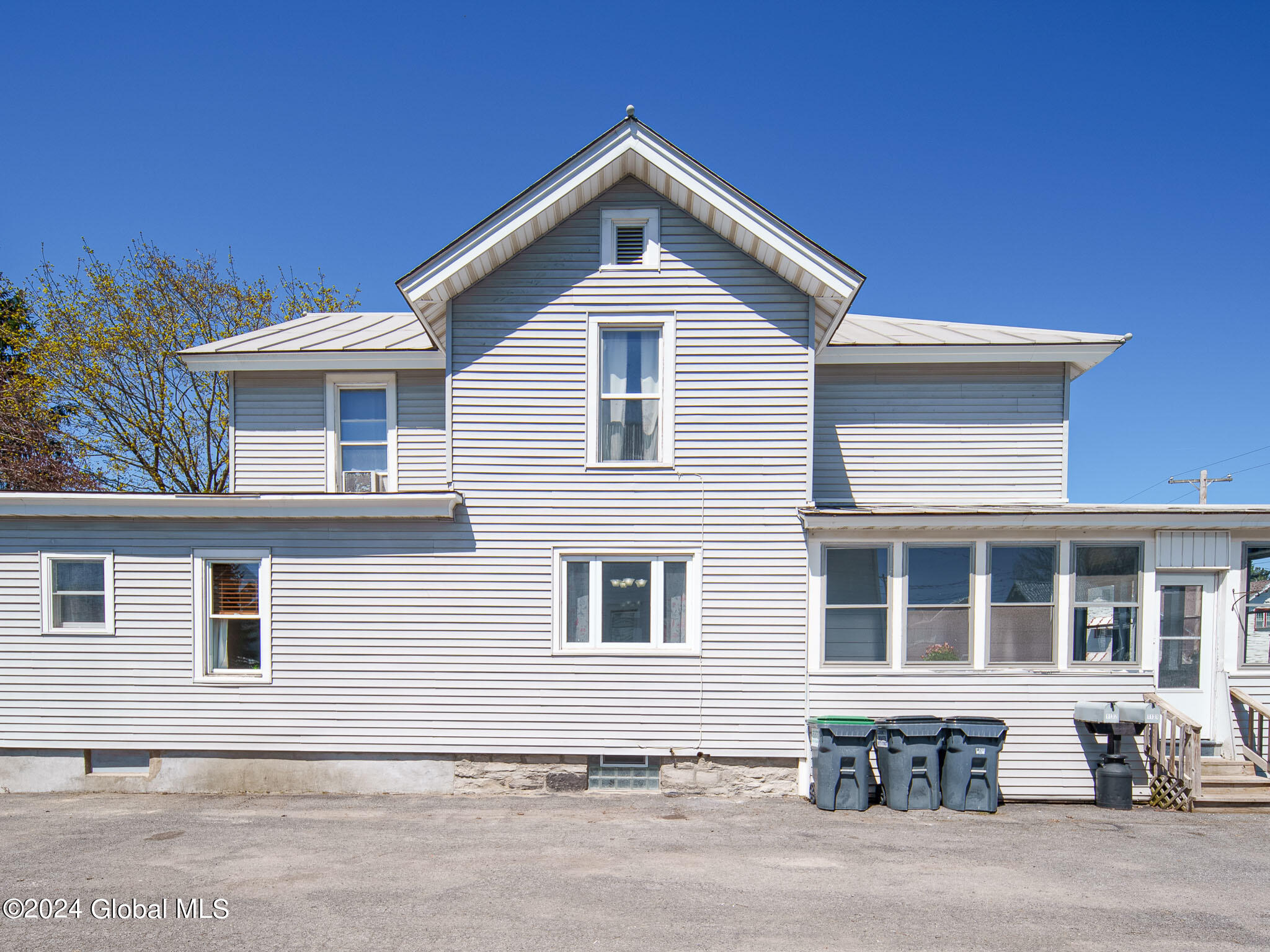 113 Rose Street