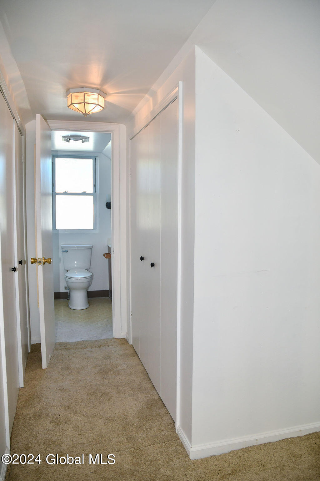 12 Wolfert Avenue
