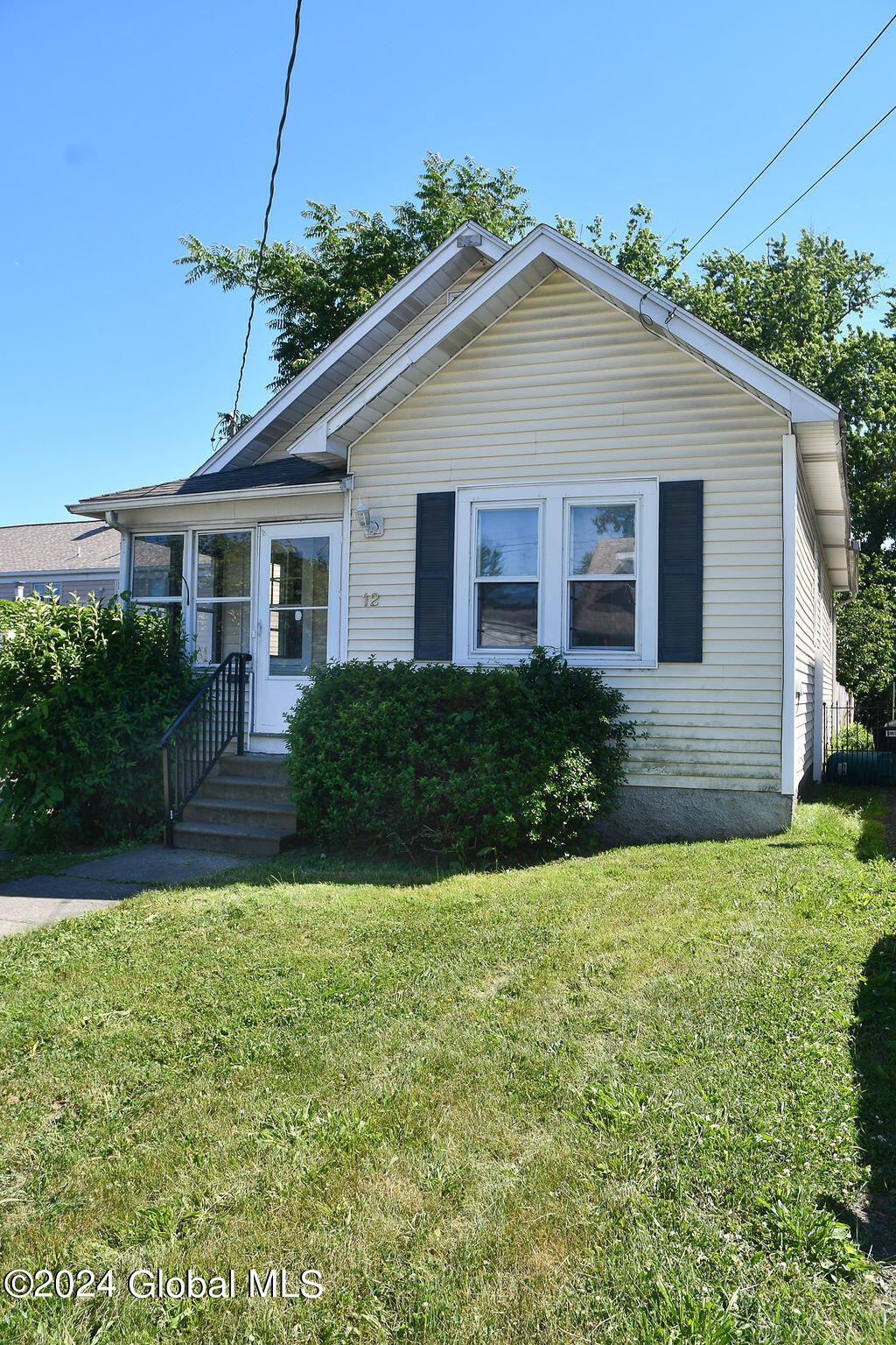 12 Wolfert Avenue