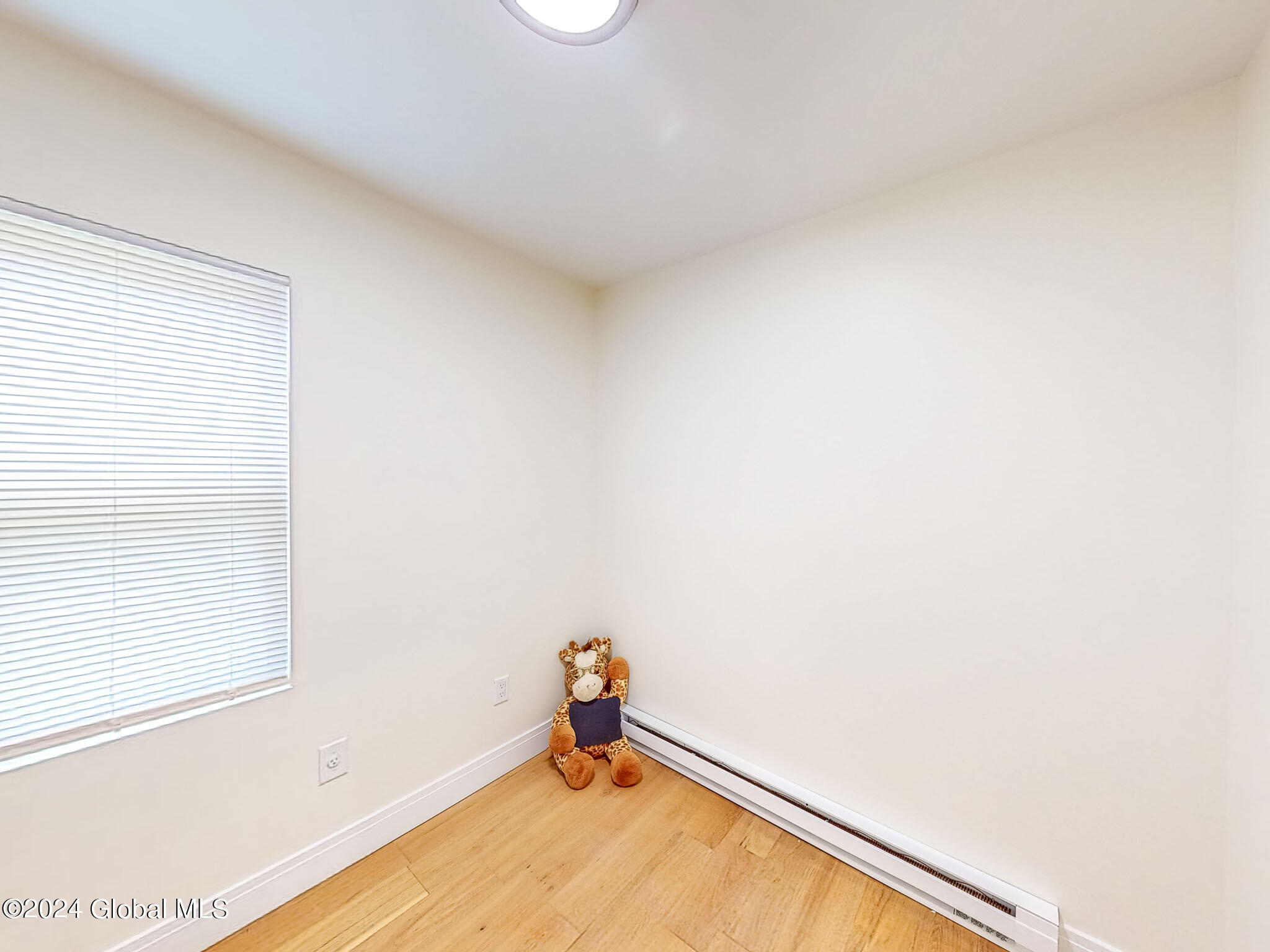 16 Mann Avenue
