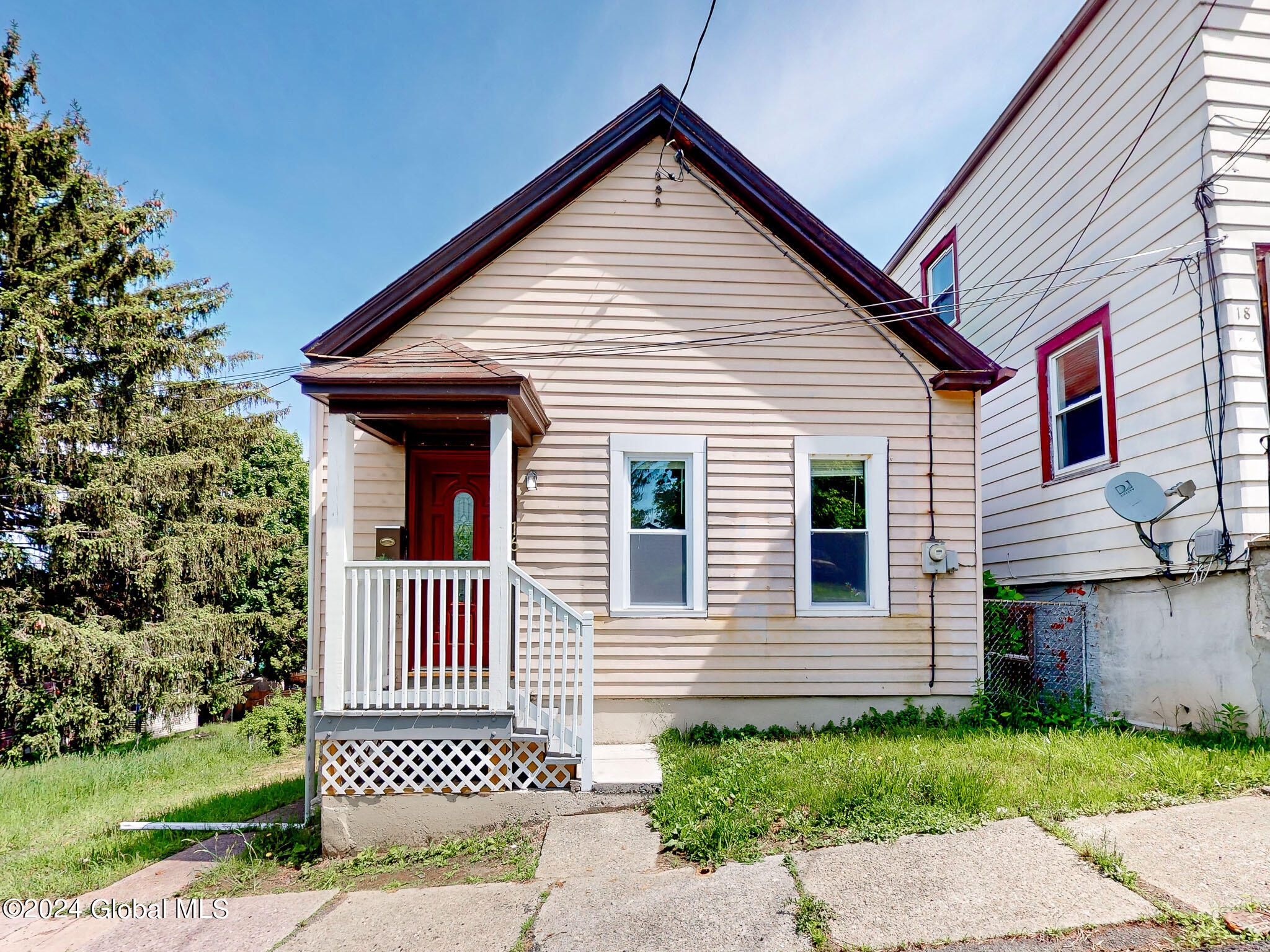 16 Mann Avenue