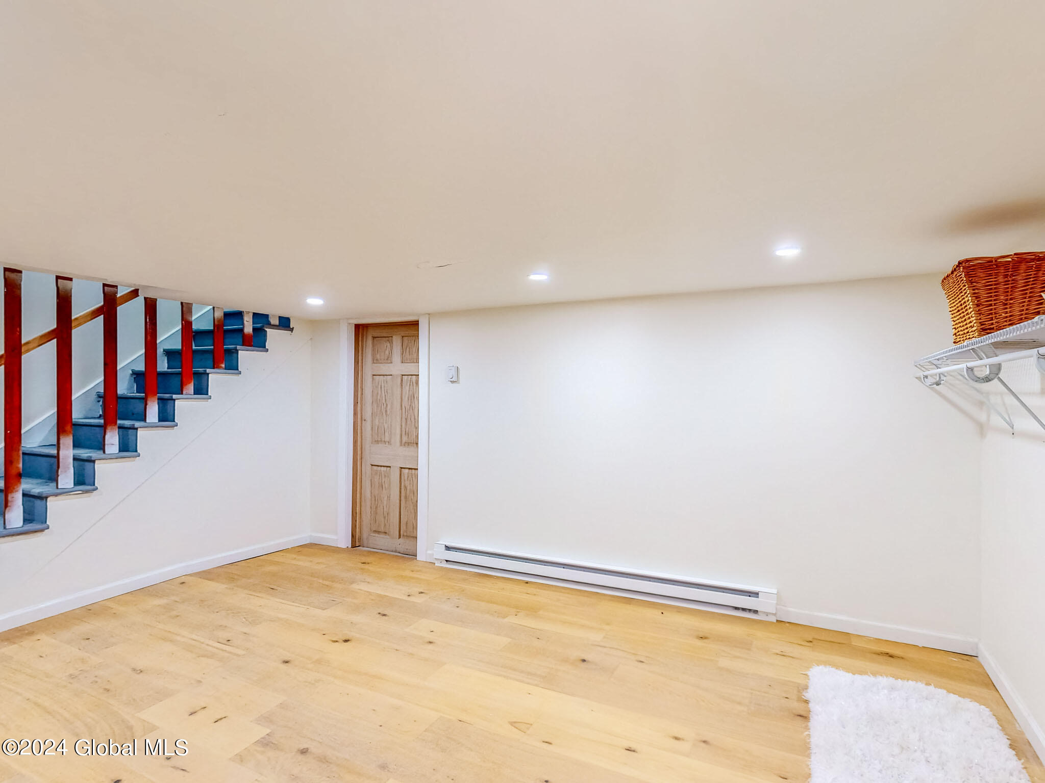 16 Mann Avenue