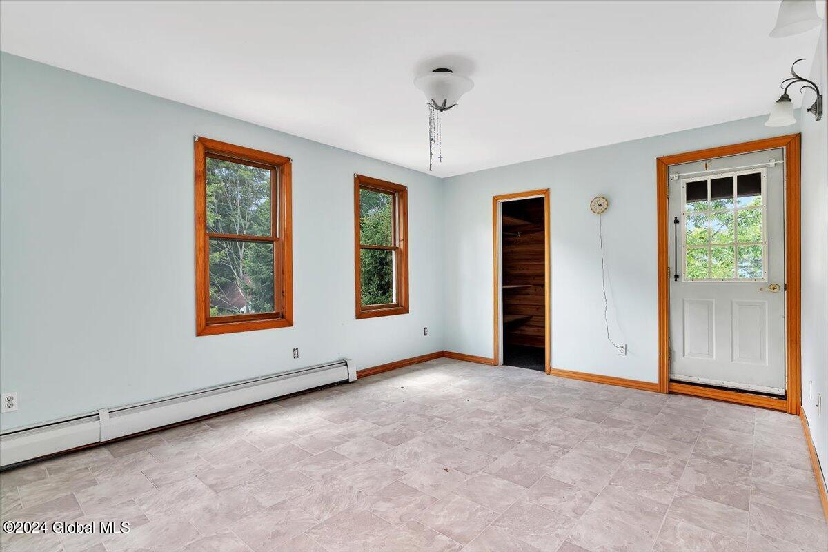 15 Grandview Drive
