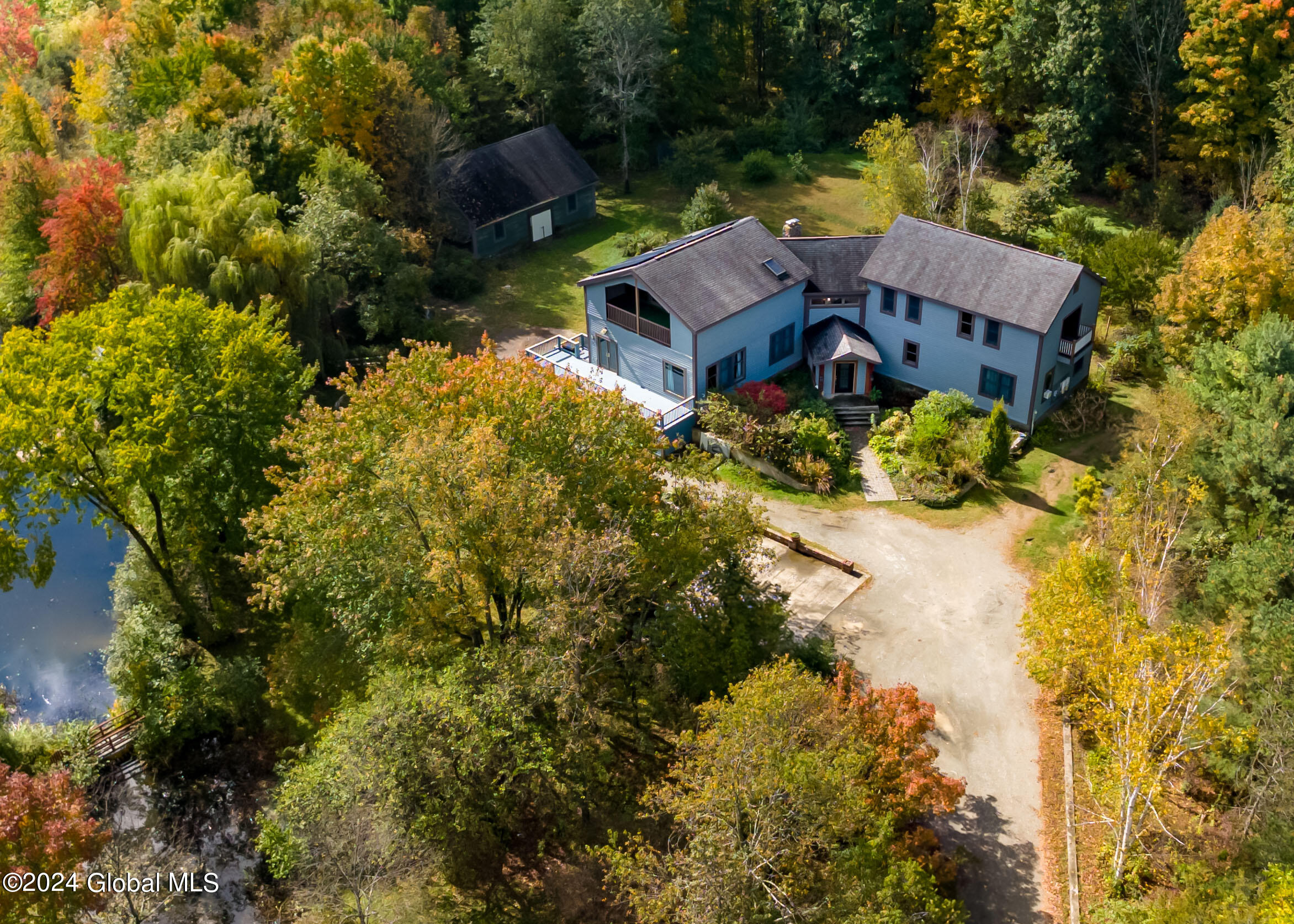 15 Grandview Drive