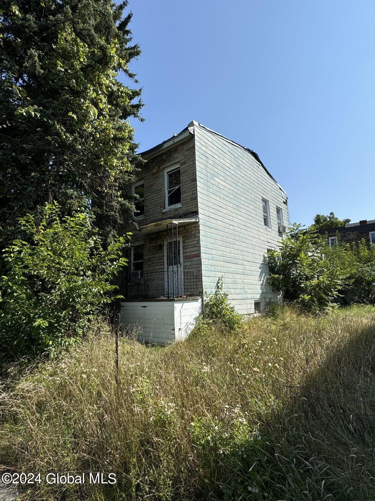 20 Hopkins Street