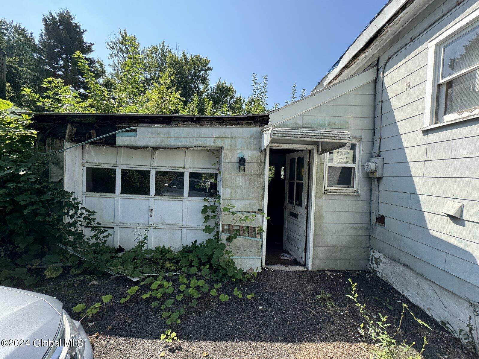 20 Hopkins Street