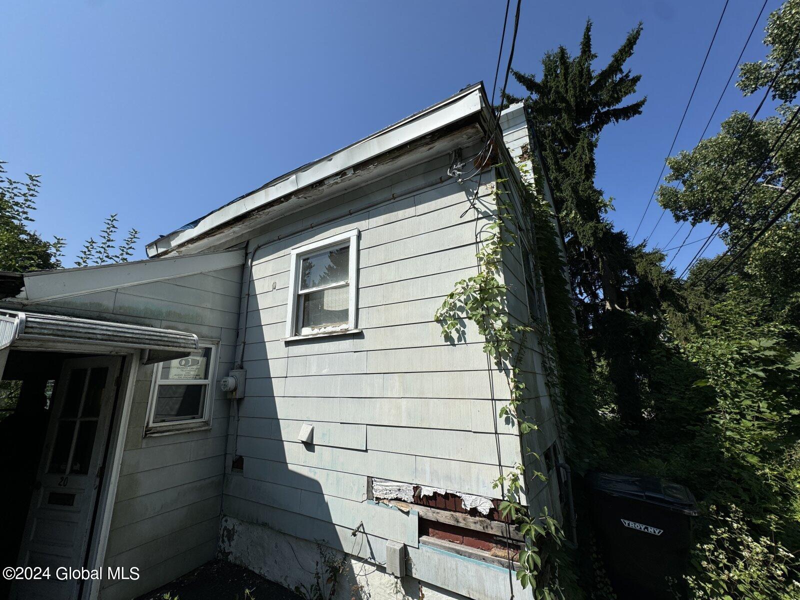 20 Hopkins Street