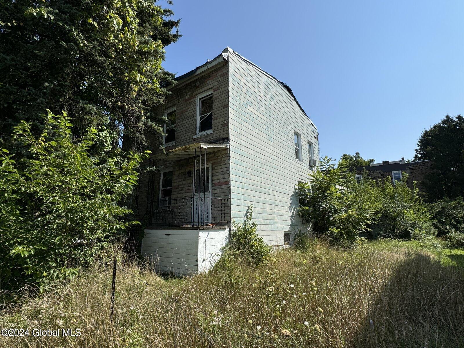 20 Hopkins Street