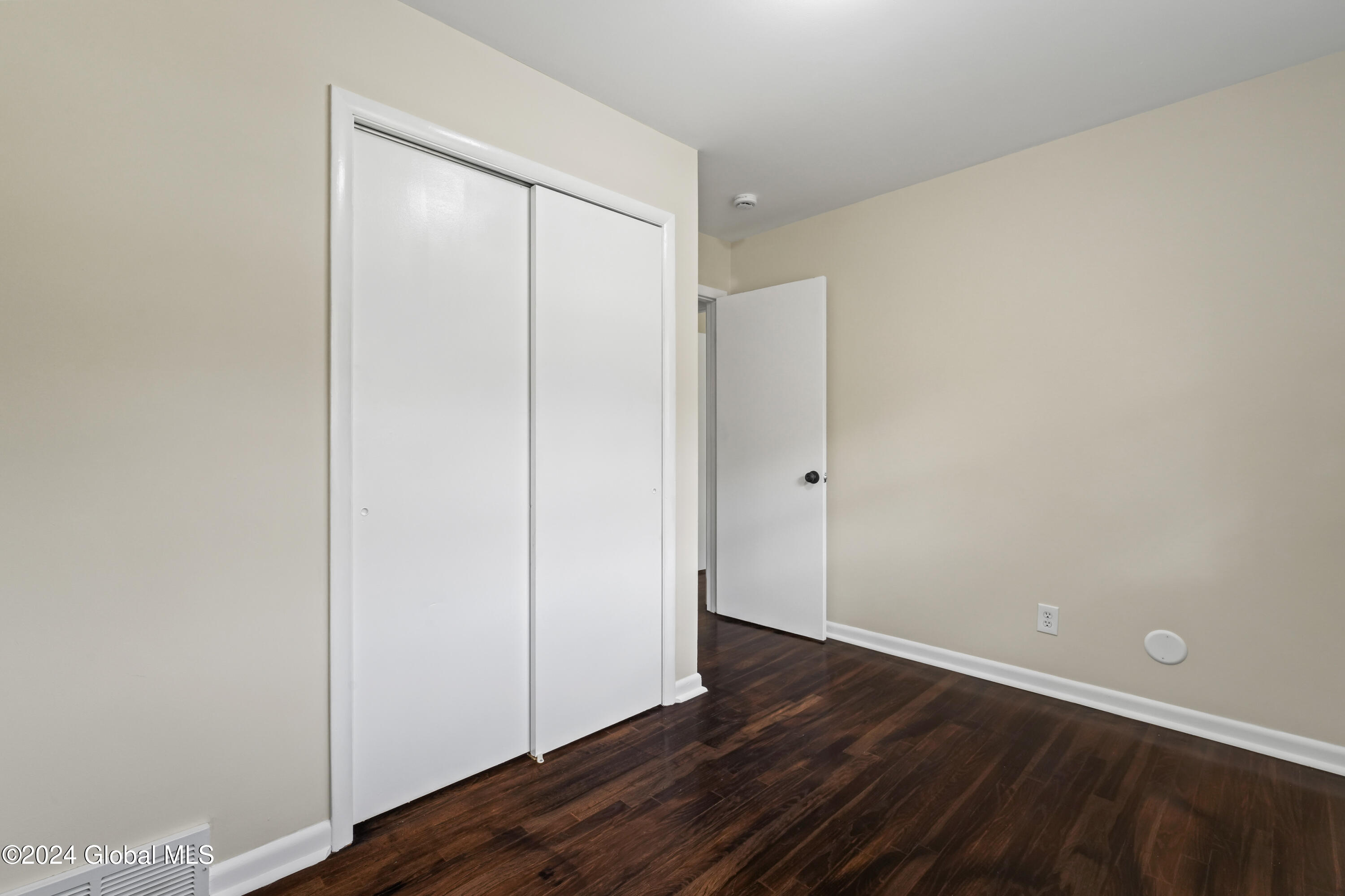 5 Locust Drive