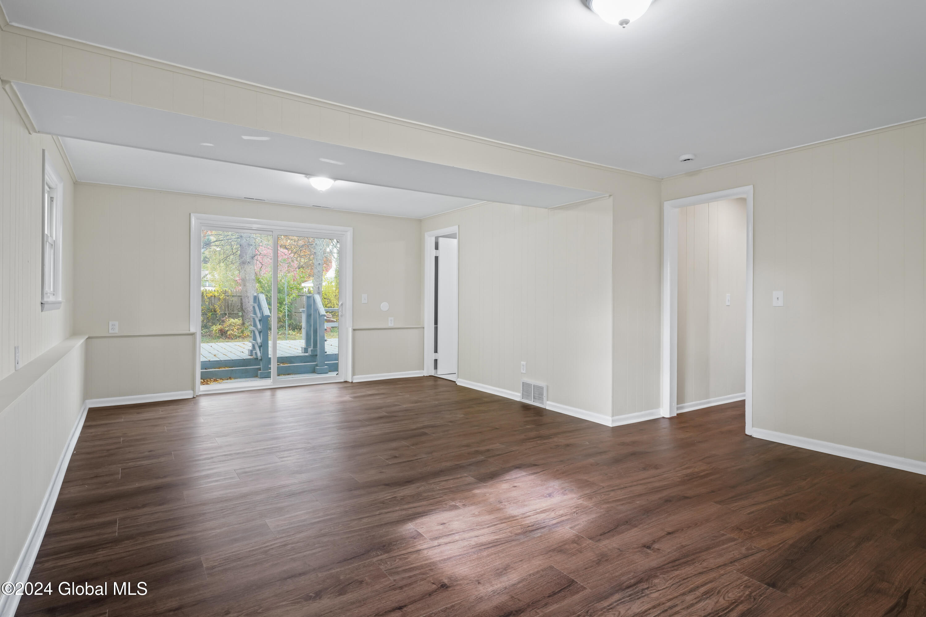5 Locust Drive