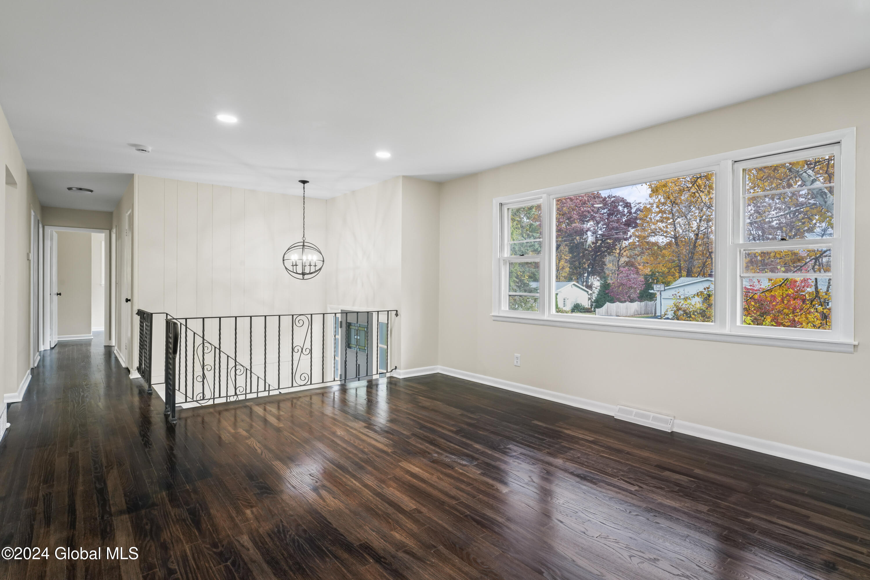 5 Locust Drive