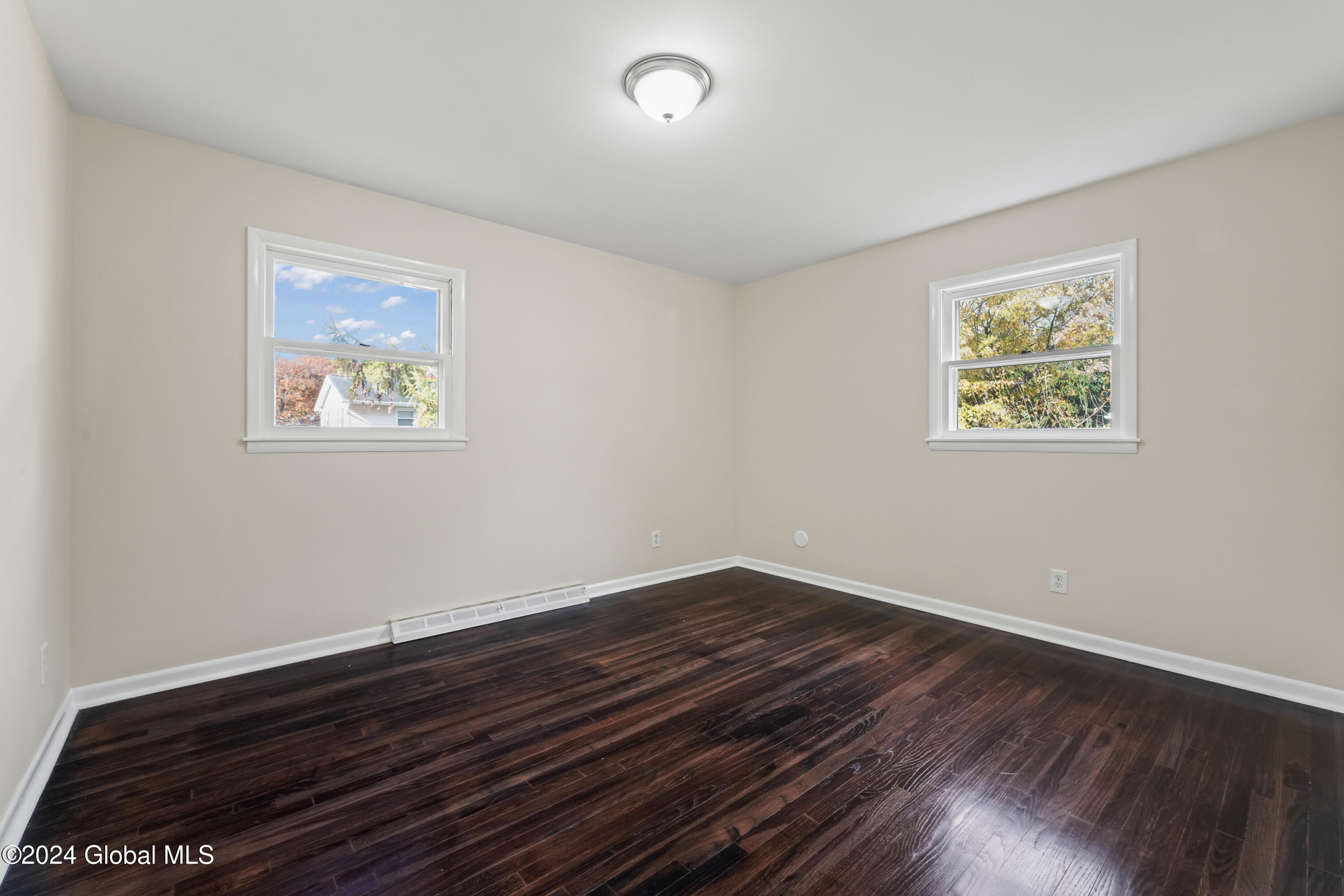 5 Locust Drive