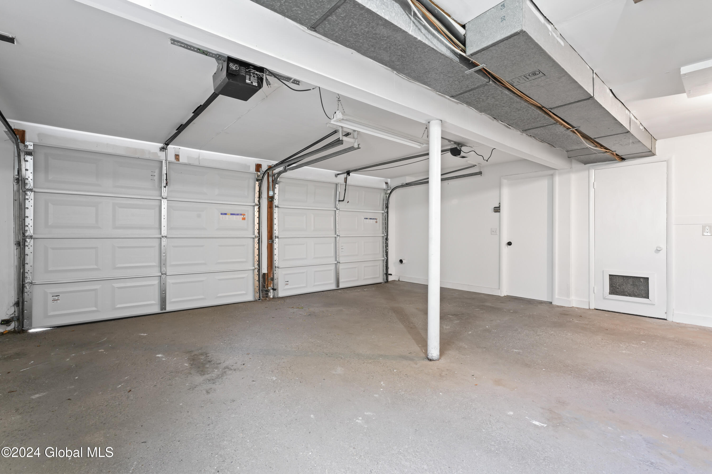 5 Locust Drive