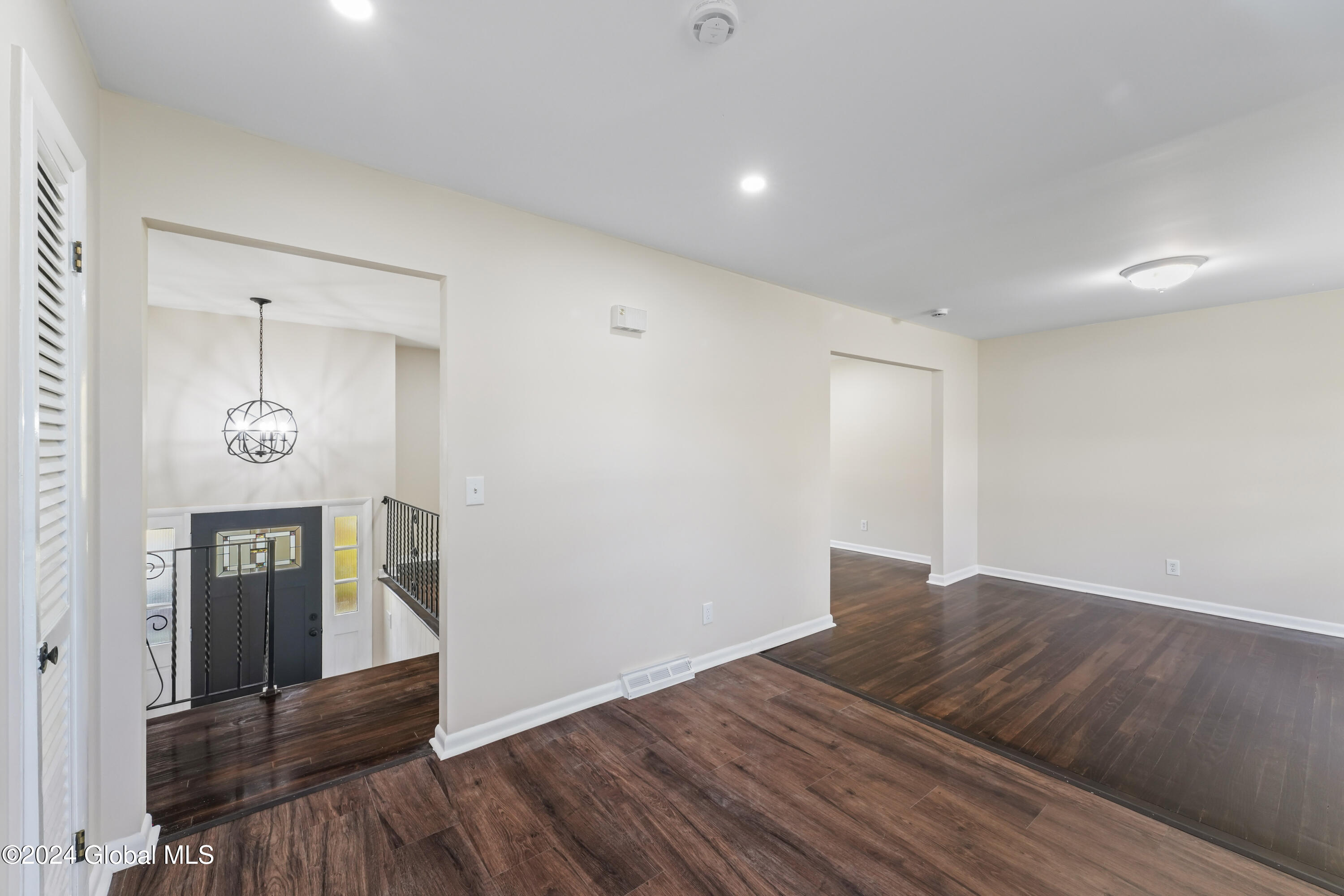 5 Locust Drive