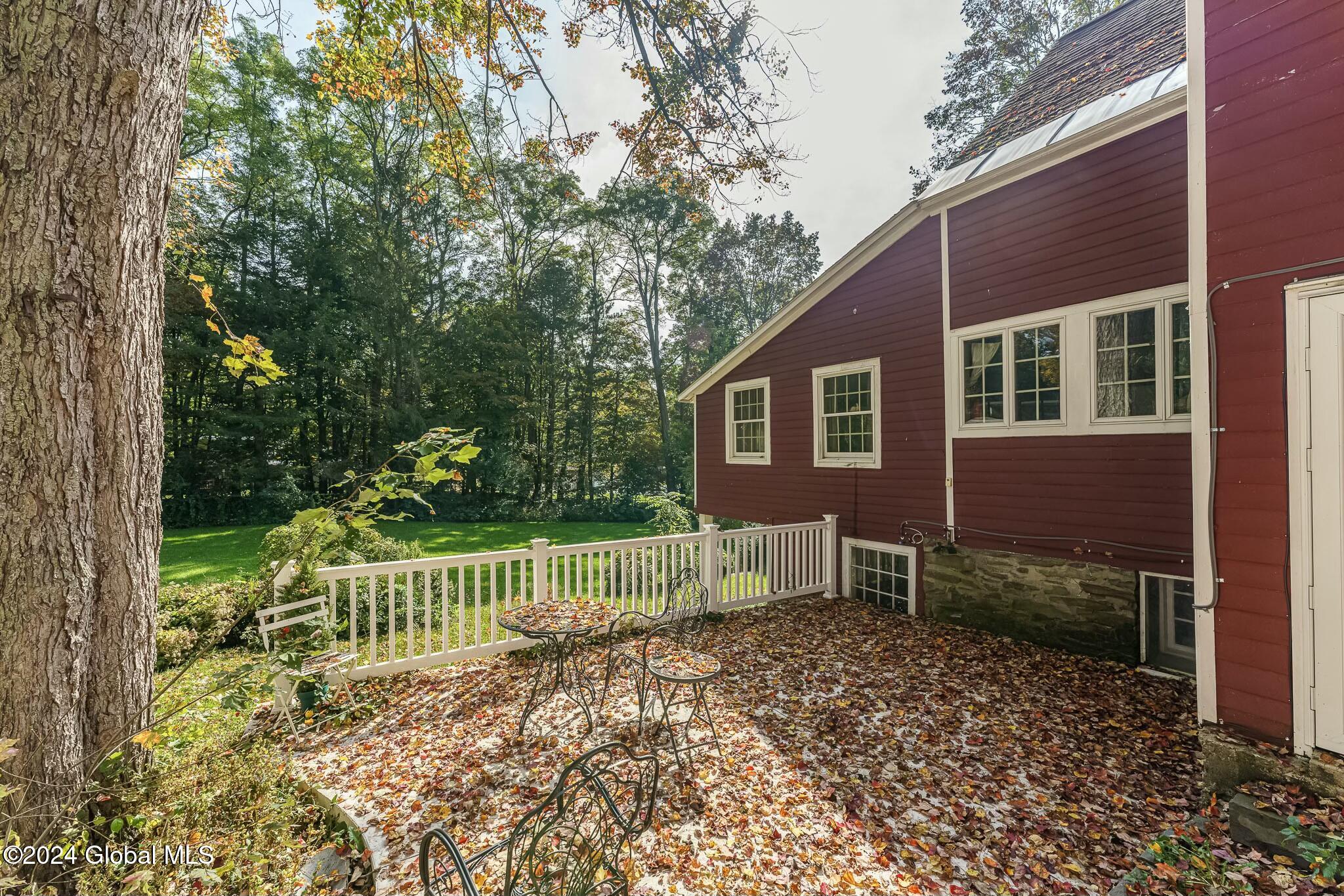 32 Spring Road