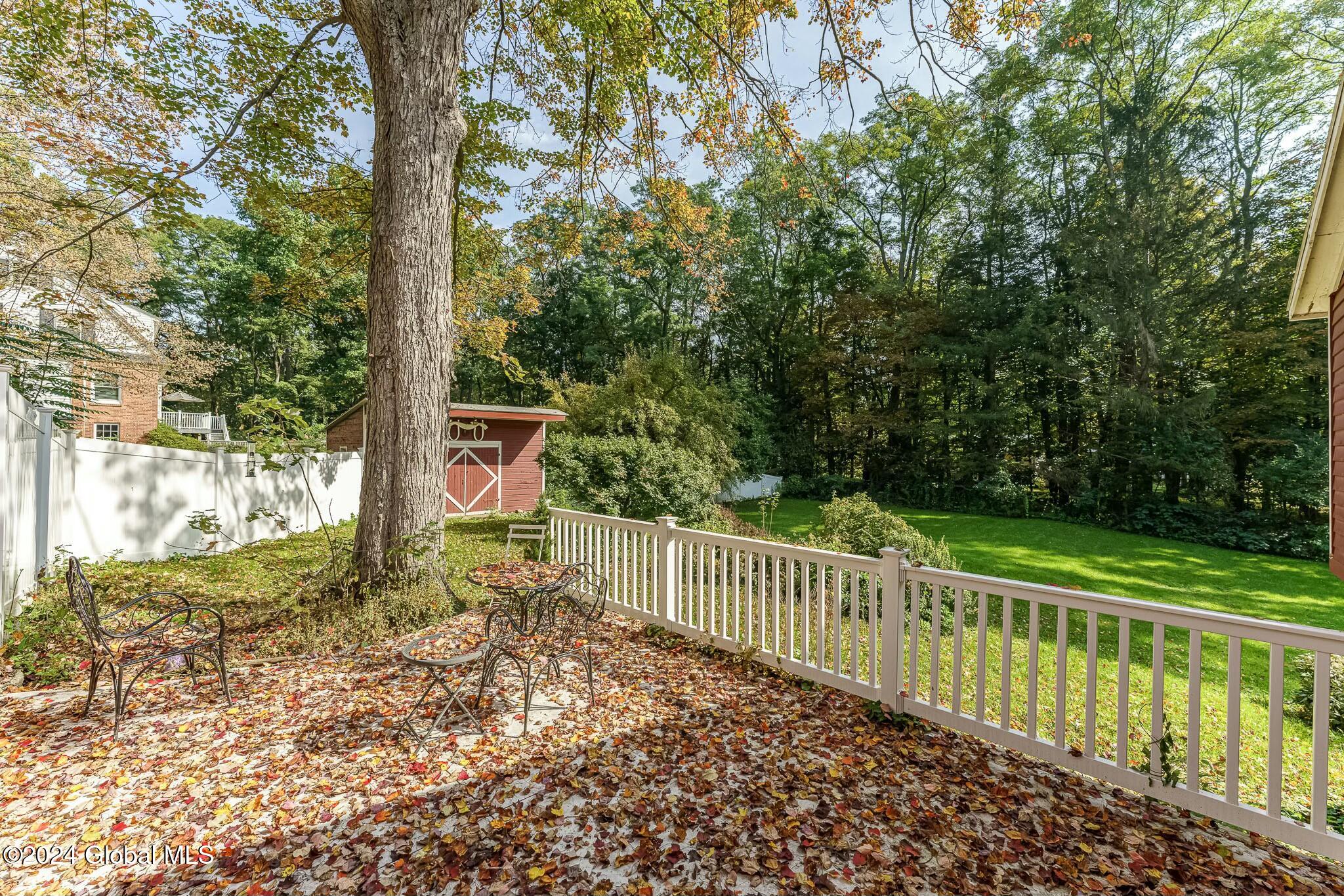 32 Spring Road