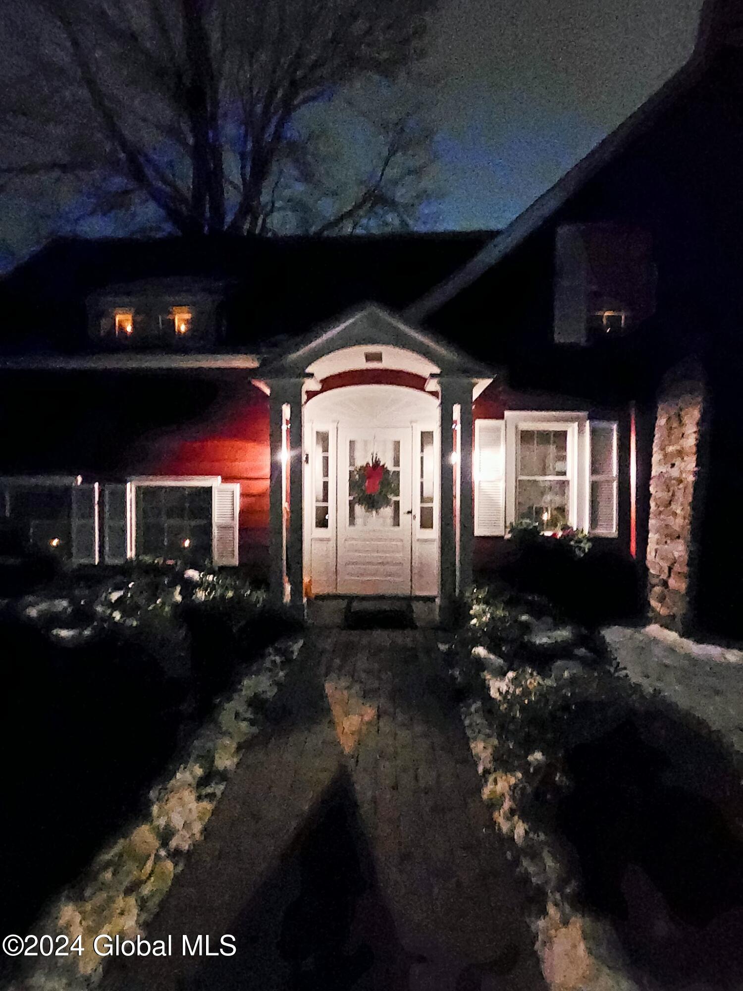 32 Spring Road